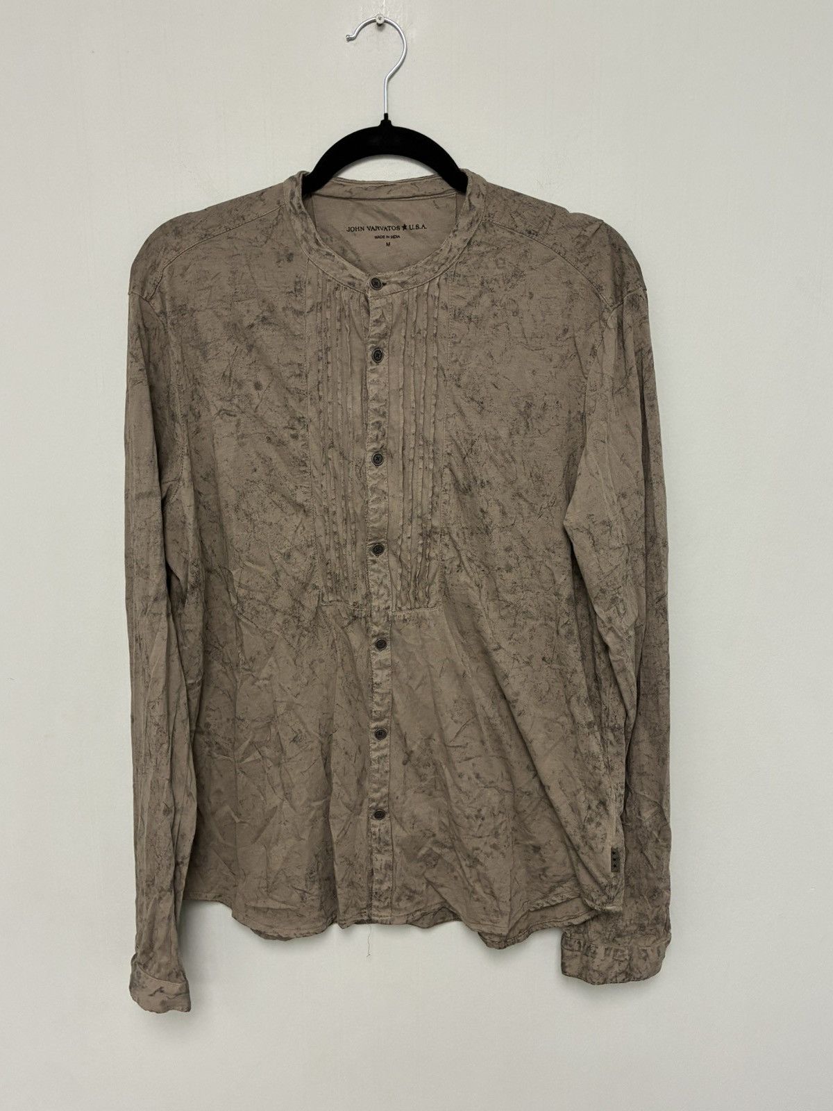John Varvatos Crinkled Pleated Shirt medium. Size US M / EU 48-50 / 2 - 3 Thumbnail