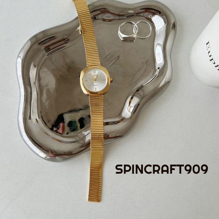 Jewelry Retro Vintage Gold Watch Size ONE SIZE - 1 Thumbnail