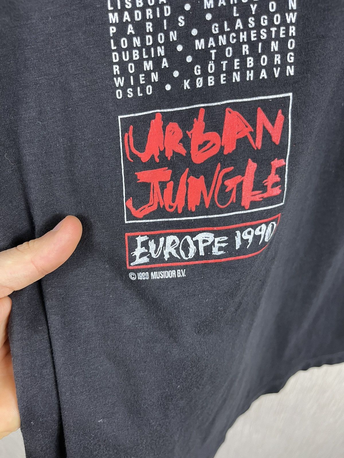 Band Tees × Vintage Vintage The Rolling Stones 90s urban jungle Europe tee 1989 Size US L / EU 52-54 / 3 - 19 Thumbnail