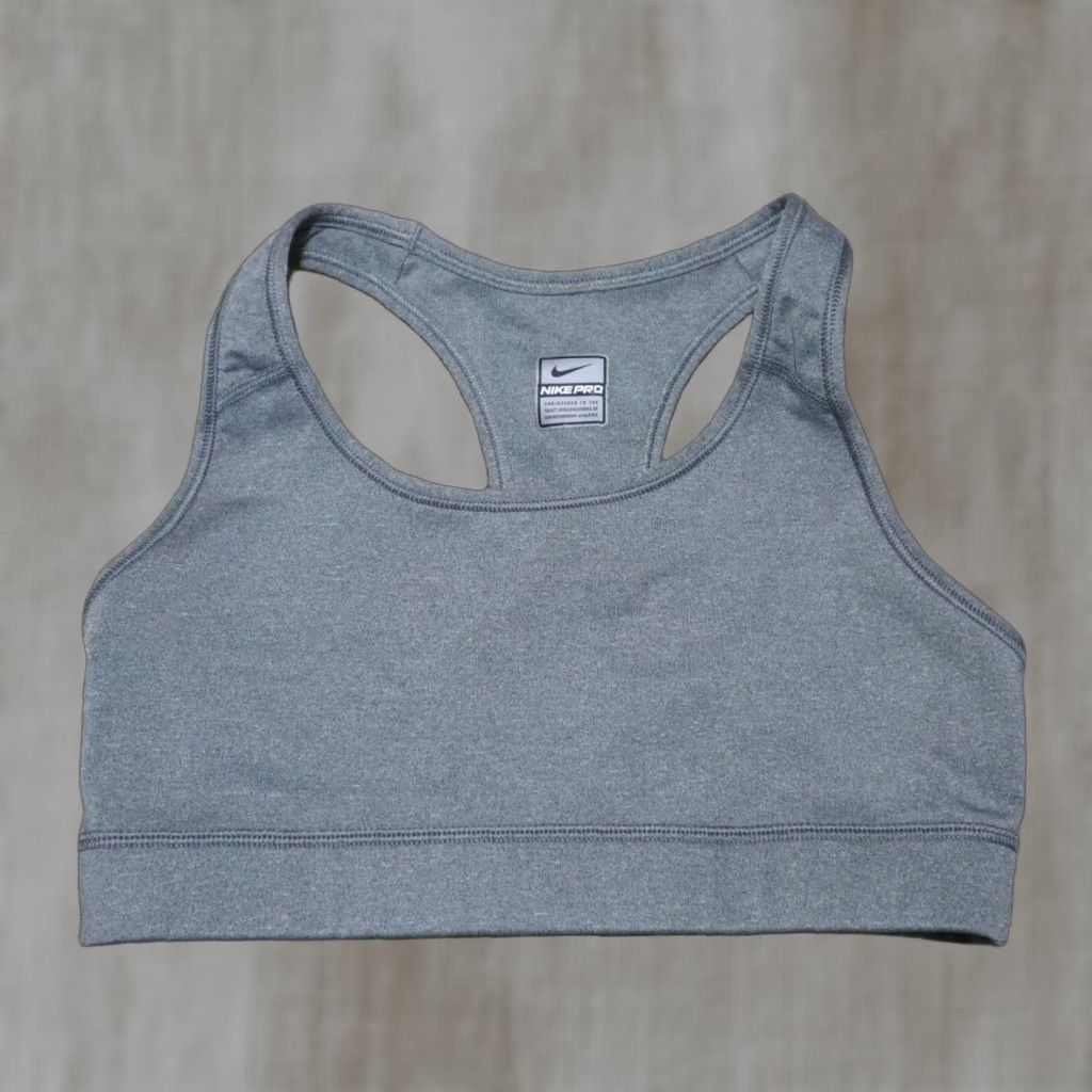 Nike Nike Pro Sports Bra Racerback Gray White Logo Pullover Small Womens Bra Gray Nike Pro Sports Bra Racerback Small Womens Size S / US 4 / IT 40 - 1 Thumbnail