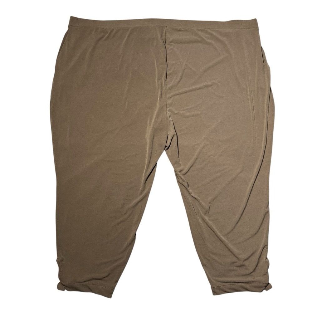 Other New Susan Graver Liquid Knit Regular Slim Leg Ankle Tan Pan Size 42" / US 20 - 2 Thumbnail