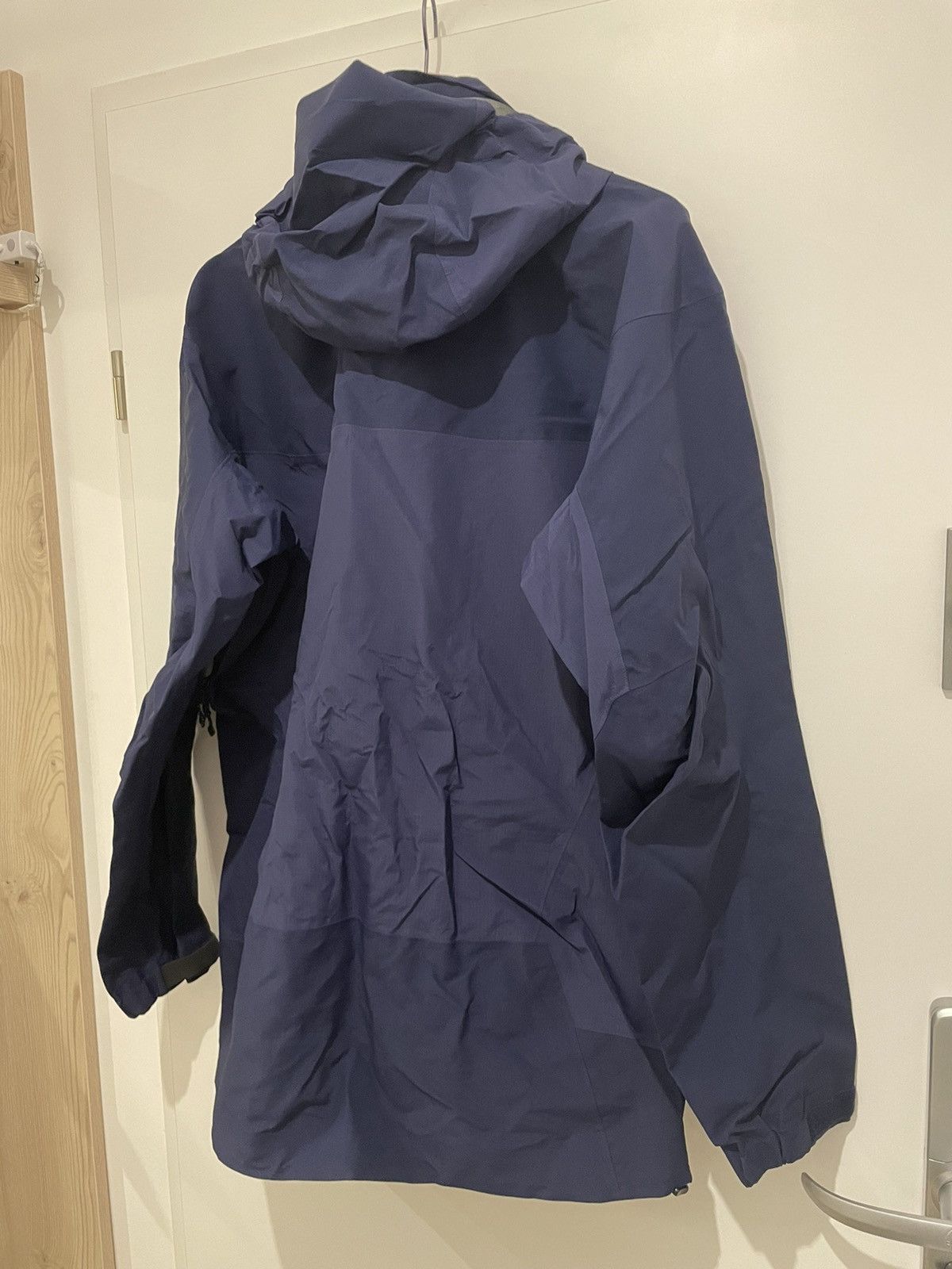 Arc'teryx Arcteryx Theta AR 24KT Dark Blue Purple Beta AR 2000s Size US L / EU 52-54 / 3 - 4 Thumbnail