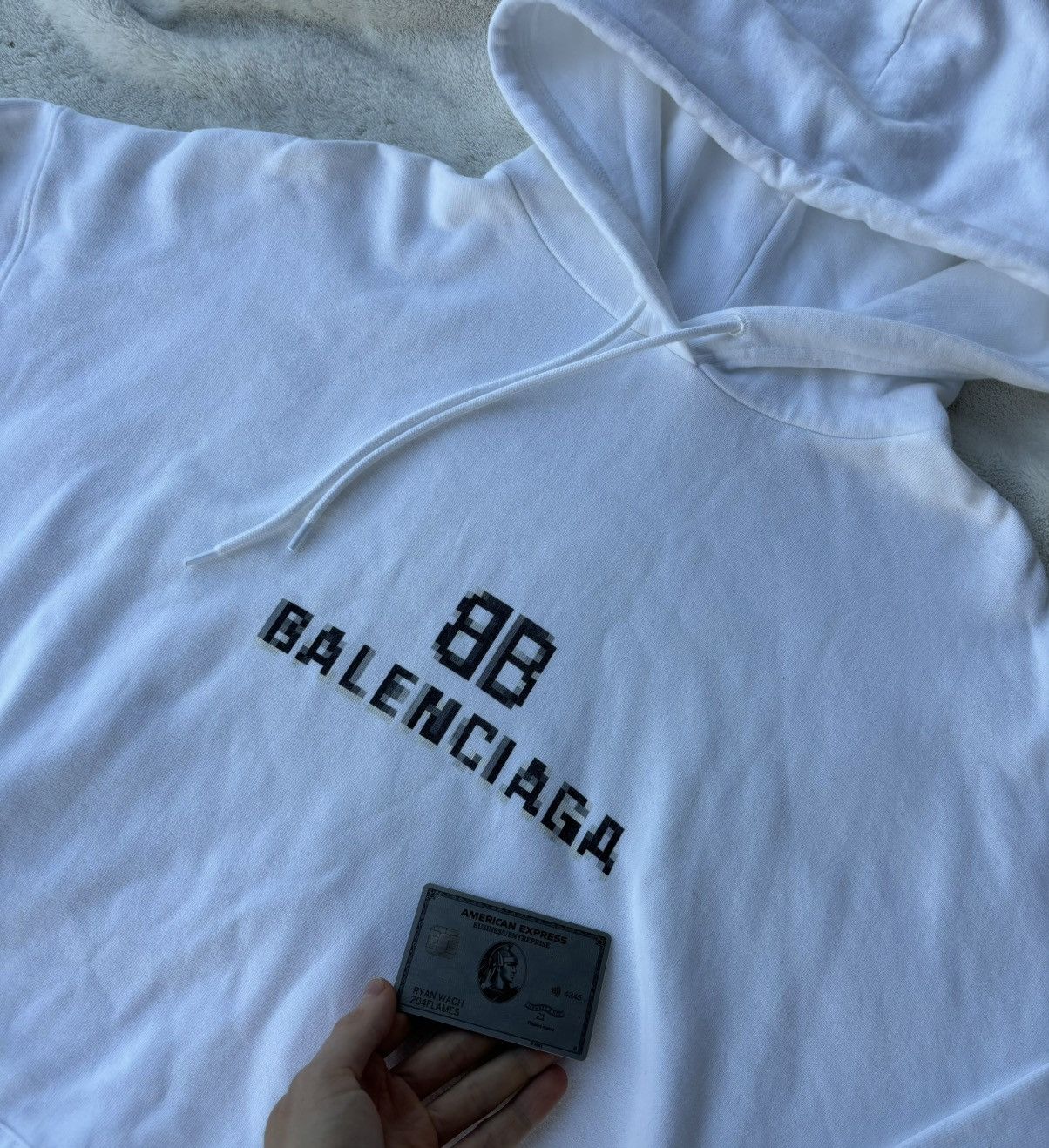 Balenciaga Balenciaga White Pixel Logo Hoodie Size US XL / EU 56 / 4 - 2 Thumbnail