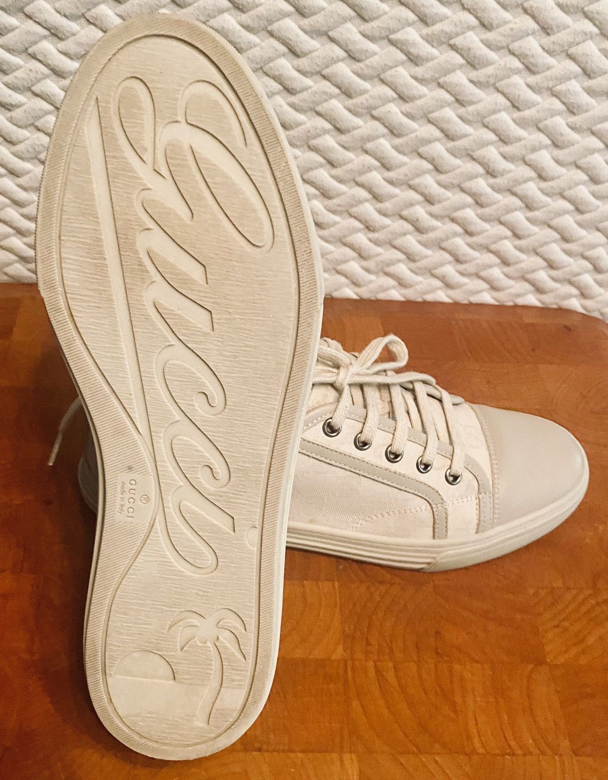 Gucci Gucci 🇮🇹 Women's GG Cement Kanvas/Leather Captoe Sneakers 39 Size US 9 / IT 39 - 14 Thumbnail