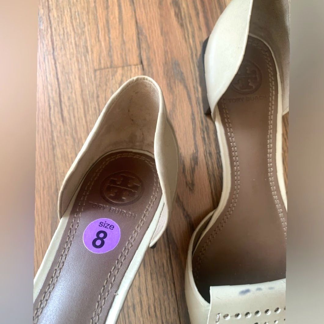 Tory Burch Tory Burch Flat 8M Beige Faux Leather Pointy Toe 8 Hyde Pointy Toe Flat M Womens Beige Tory Burch Flats 8M Size US 8 / IT 38 - 5 Thumbnail