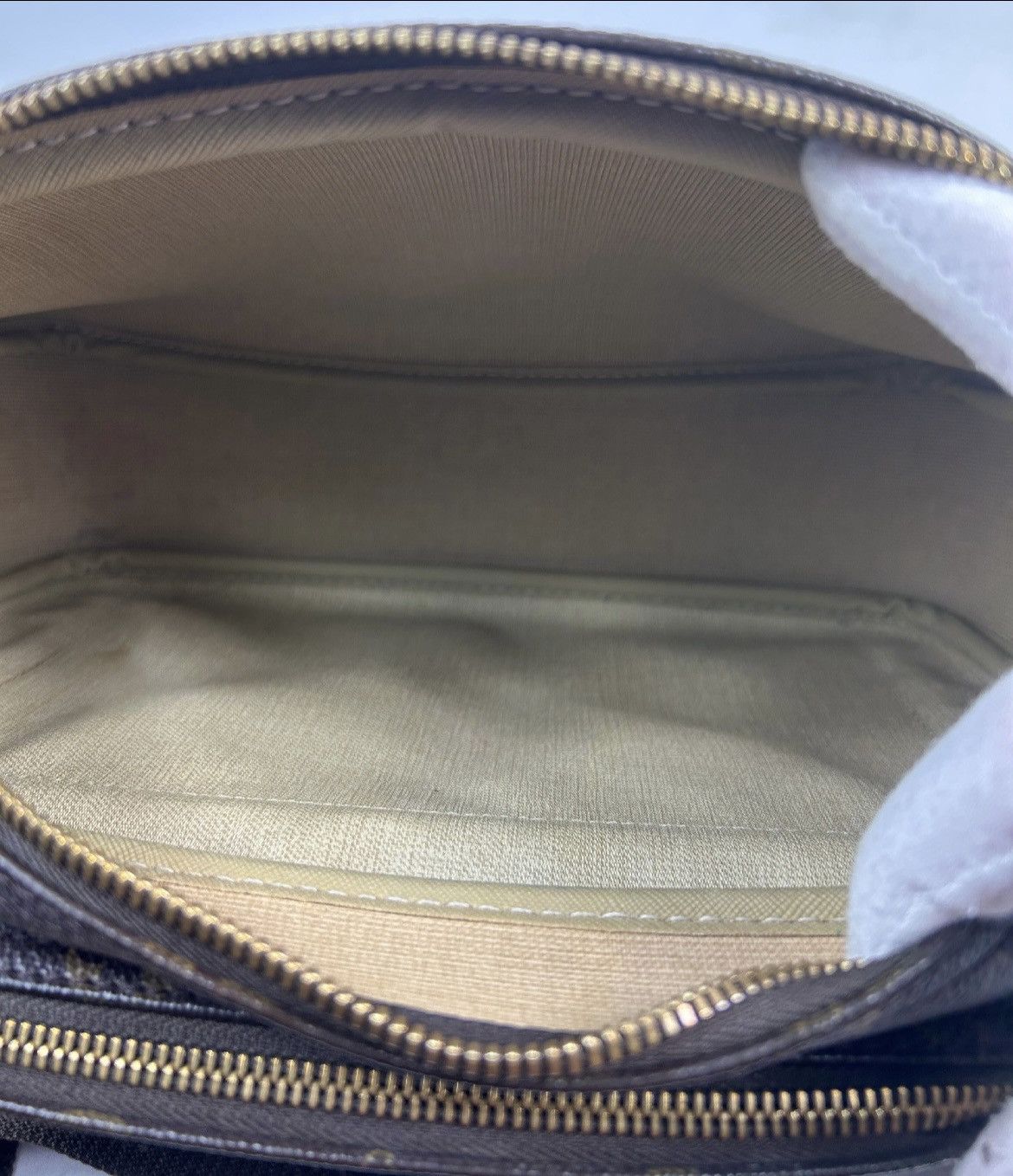 Louis Vuitton Louis Vuitton Reporter Messenger Bag Size ONE SIZE - 6 Thumbnail