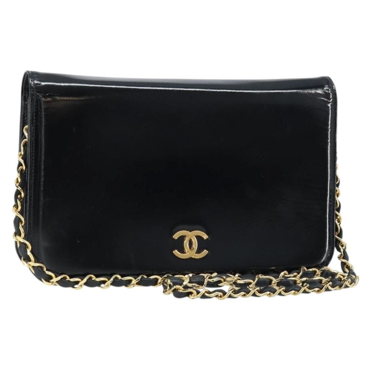 Chanel Chanel Wallet on Chain Quilted Patent Size ONE SIZE - 1 Thumbnail
