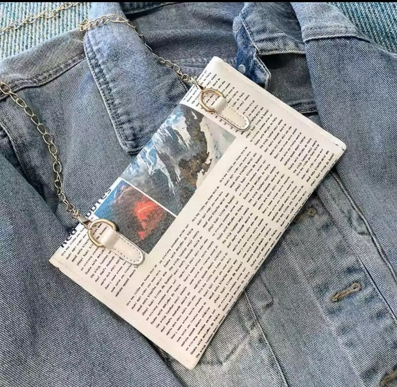 Vintage Women Newspaper Messenger Bag Size ONE SIZE - 6 Thumbnail