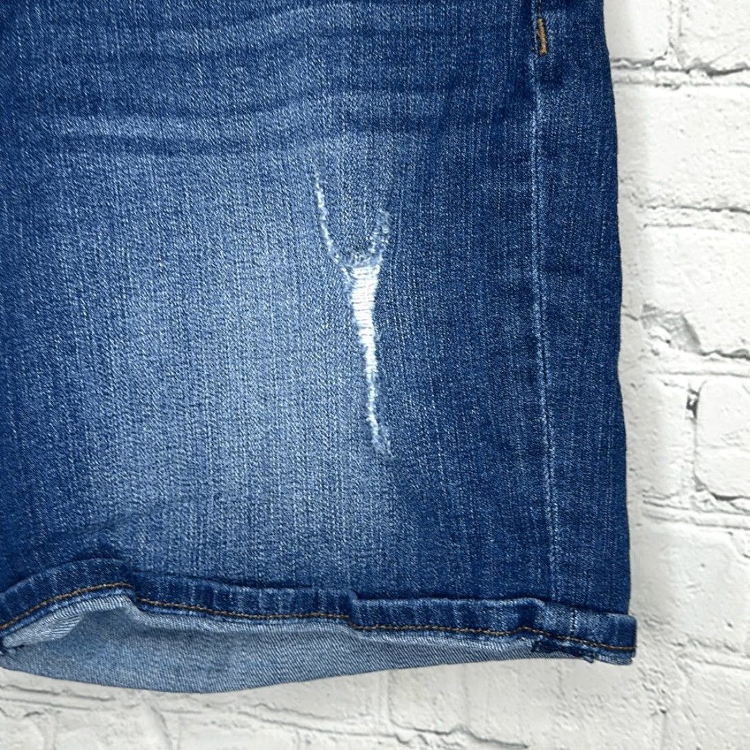 Vintage Kut from the Kloth Katy Boyfriend Petite Distressed Shorts 8P Women Blue Size 30" / US 8 / IT 44 - 2 Thumbnail