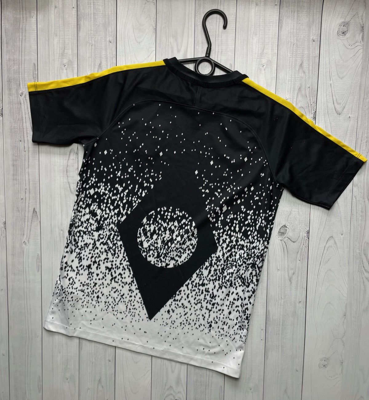 Nike × Vintage Vintage Nike Neymar soccer tee logo size Xs/S Size US XS / EU 42 / 0 - 13 Thumbnail