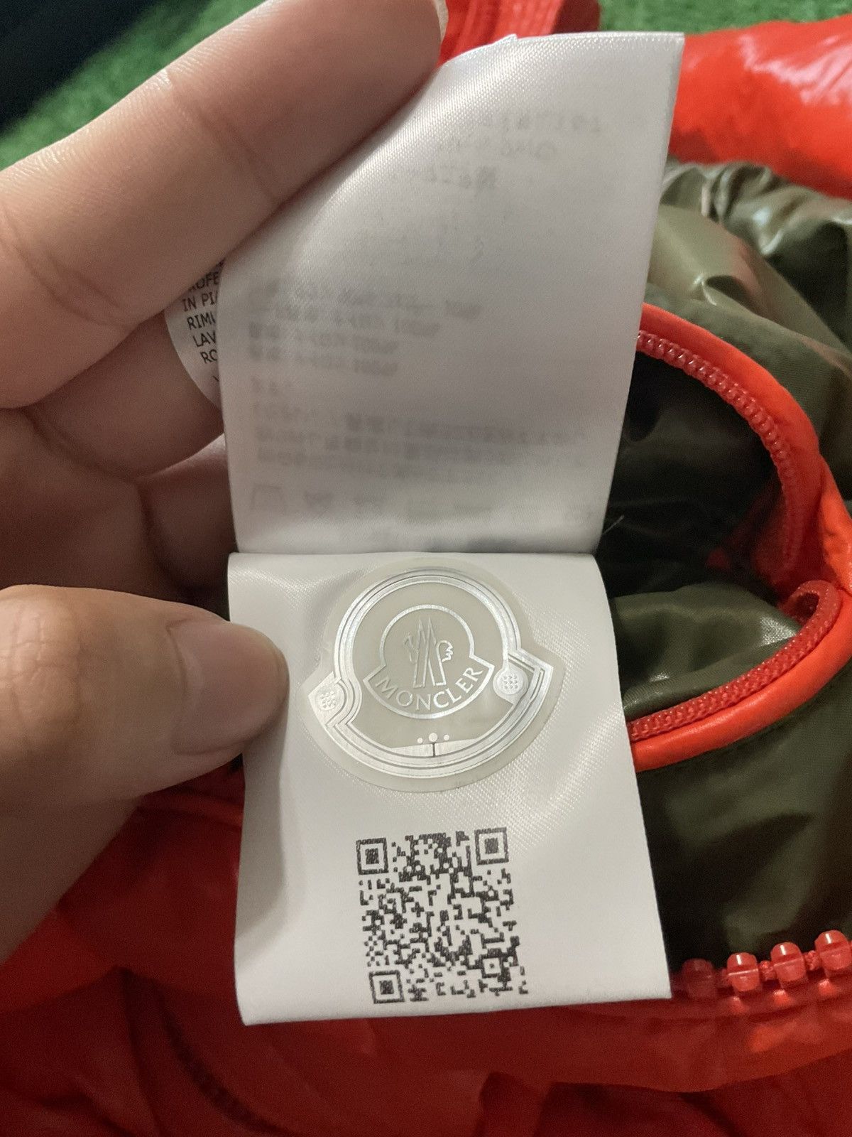 Moncler Orange moncler maya Size US L / EU 52-54 / 3 - 12 Thumbnail