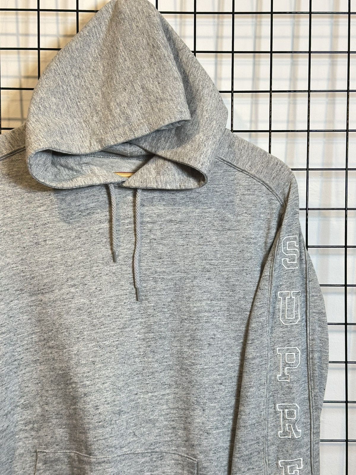 Supreme heather grey Supreme hoodie Size US S / EU 44-46 / 1 - 6 Thumbnail