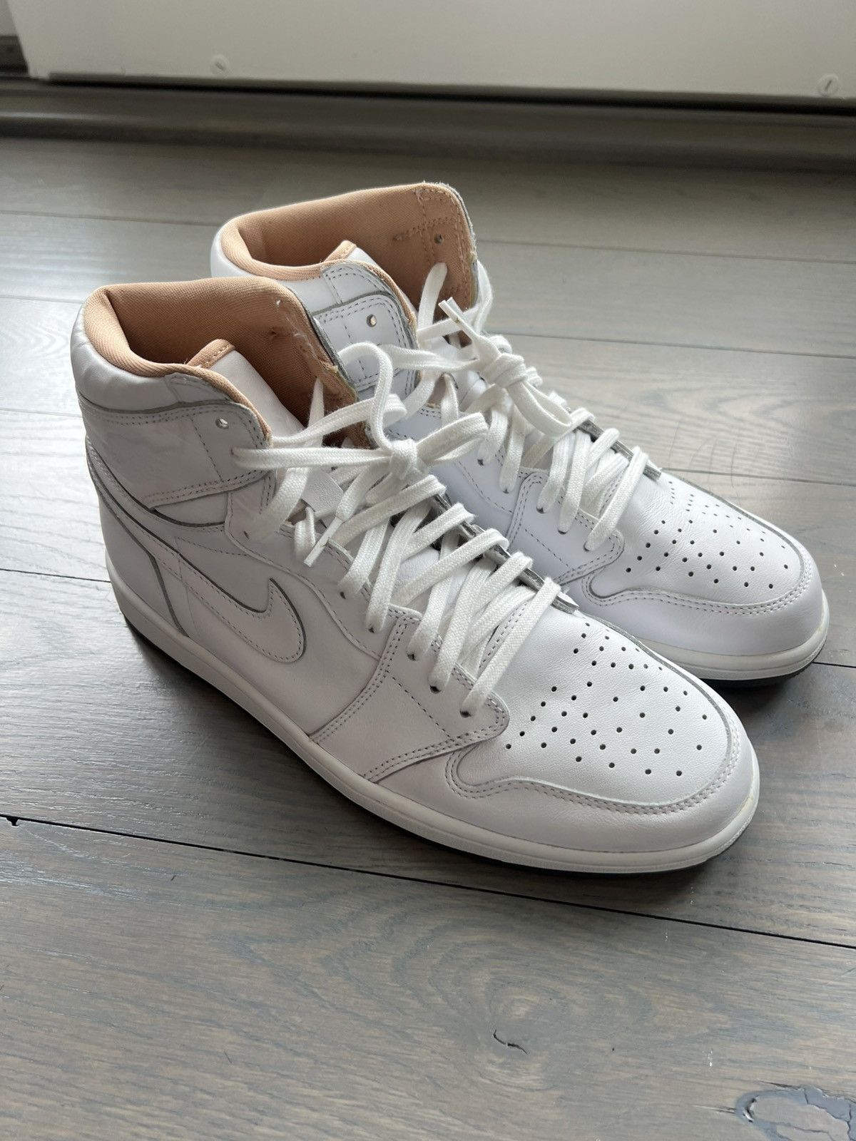 Jordan Brand Jordan 1 “LA” Size US 11 / EU 44 - 1 Thumbnail