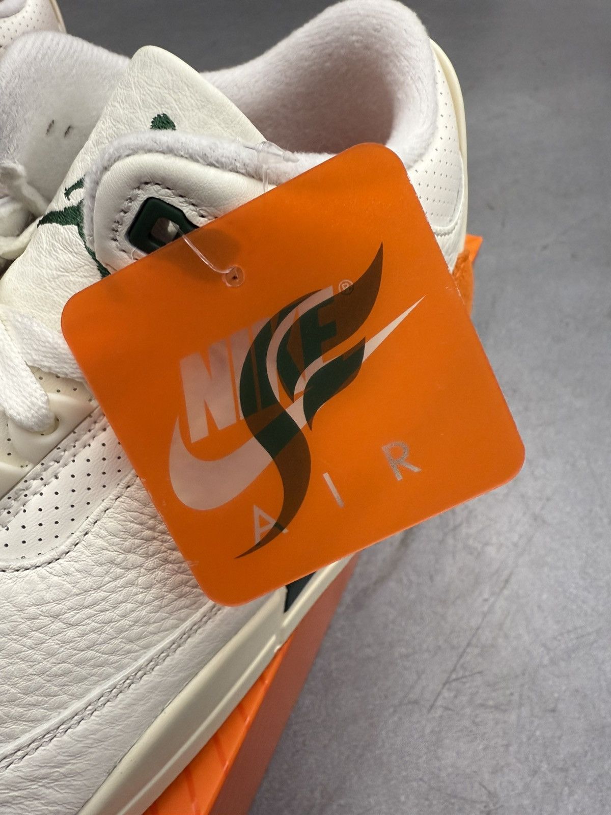 Nike 2025 Jordan 3 Retro SP SoleFly Miami Size US 10 / EU 43 - 13 Thumbnail