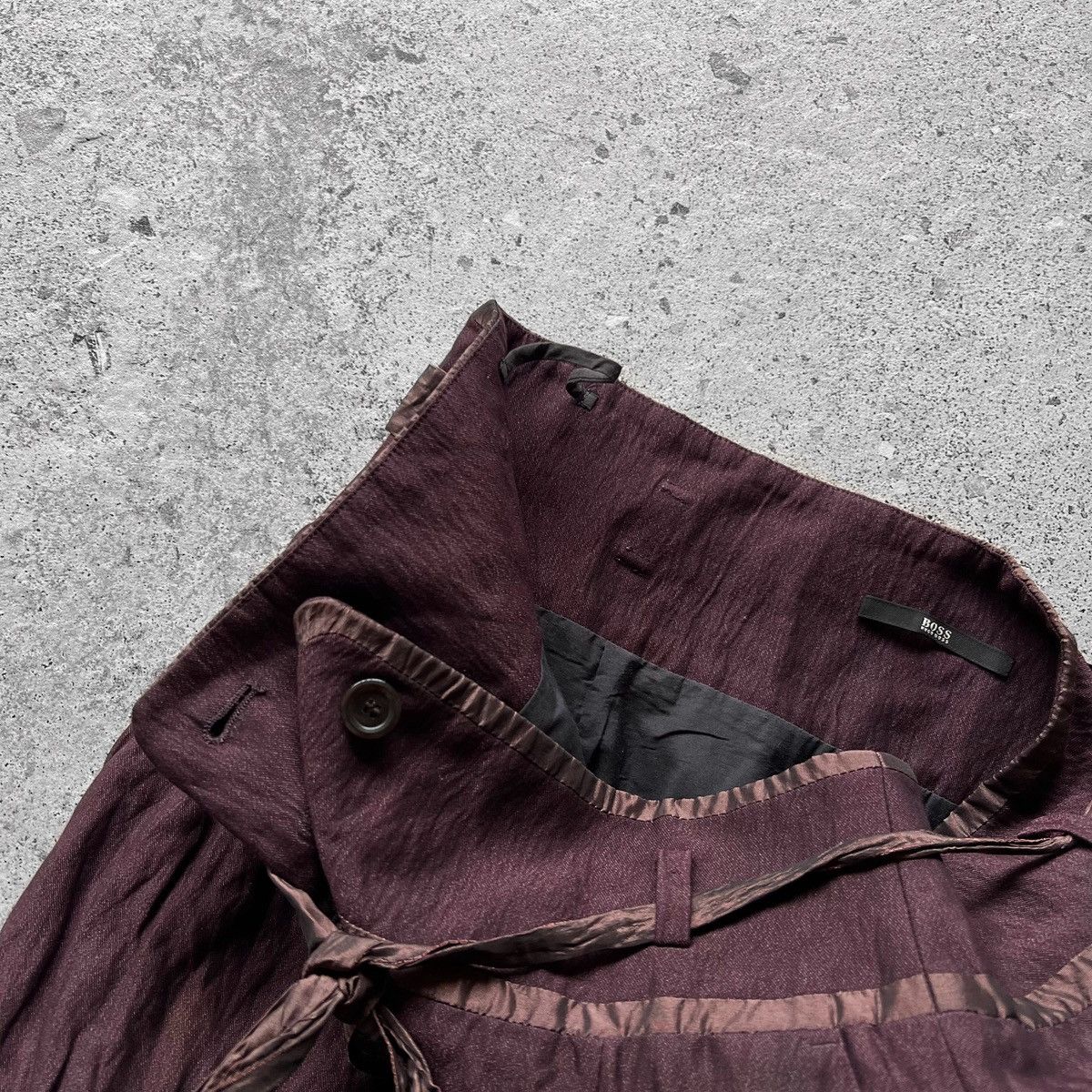 Hugo Boss × Vintage Hugo Boss Wmns Mid-Length Burgundy Vintage Skirt Wool Cotton Size 32" / US 10 / IT 46 - 6 Thumbnail