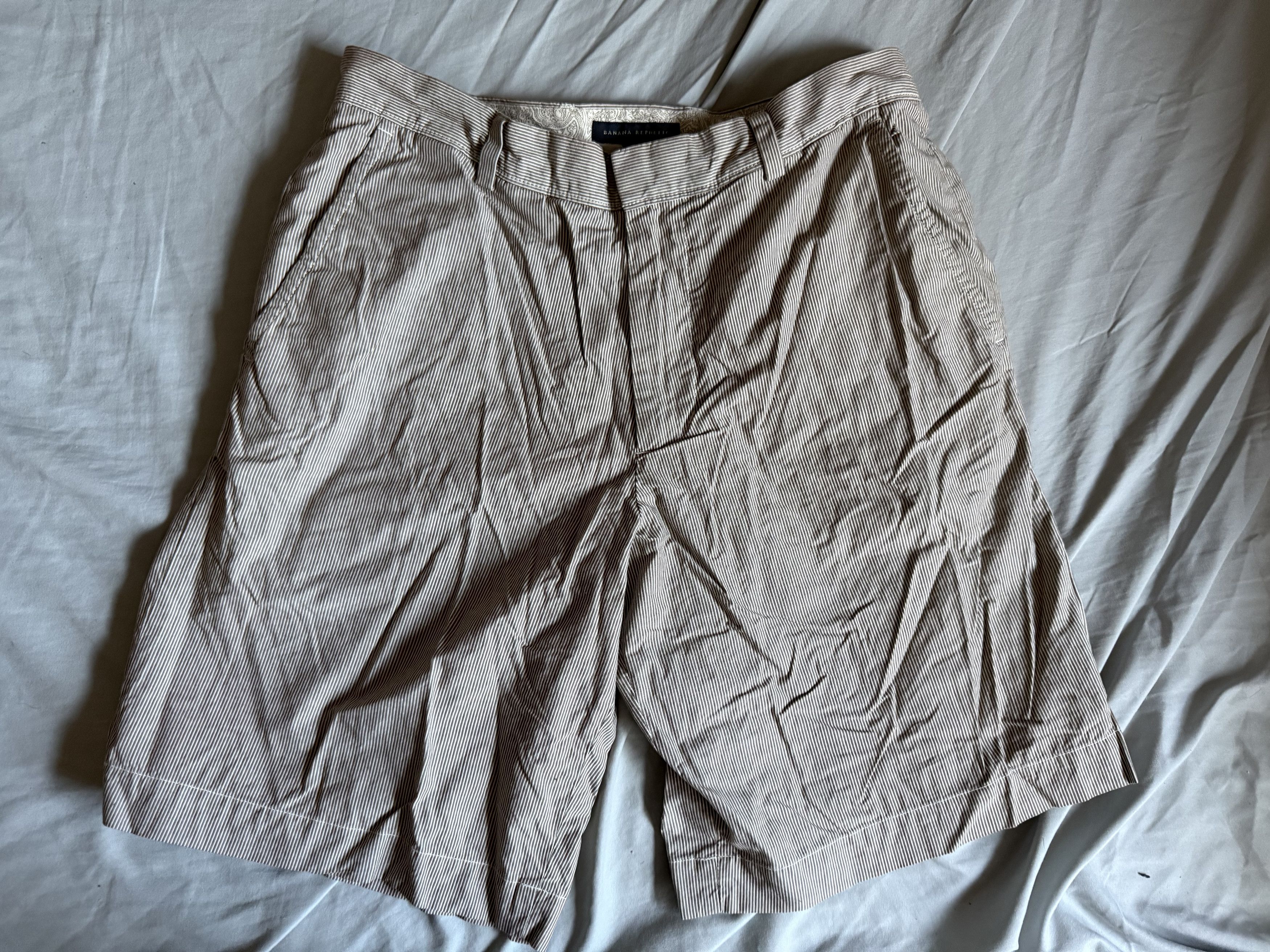 Banana Republic Banana Republic Striped Shorts 10.5" inseam sz 30 $79.50 Size US 30 / EU 46 - 1 Thumbnail