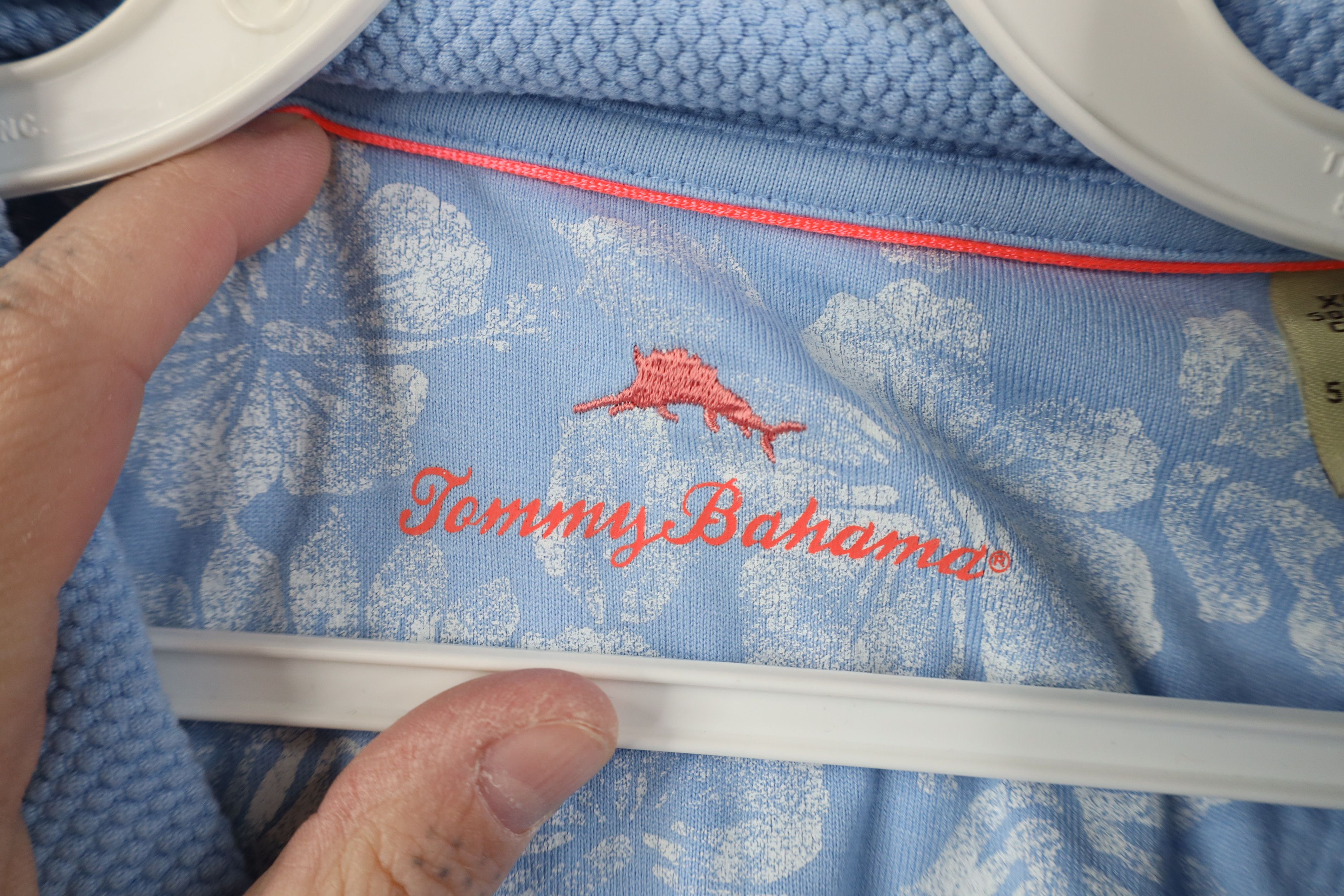 Tommy Bahama Tommy Bahama 1/4 Half Zip Pullover Sweater Carolina Blue Size US XL / EU 56 / 4 - 5 Thumbnail