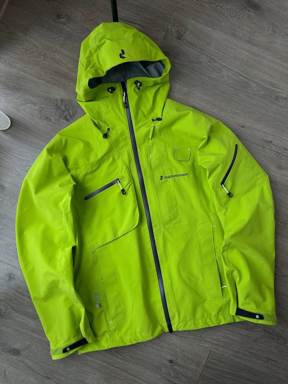 Peak Performance × Vintage Vintage Peak Performance Green Outdoor Style Heli Alp Jacket Size US L / EU 52-54 / 3 - 5 Thumbnail