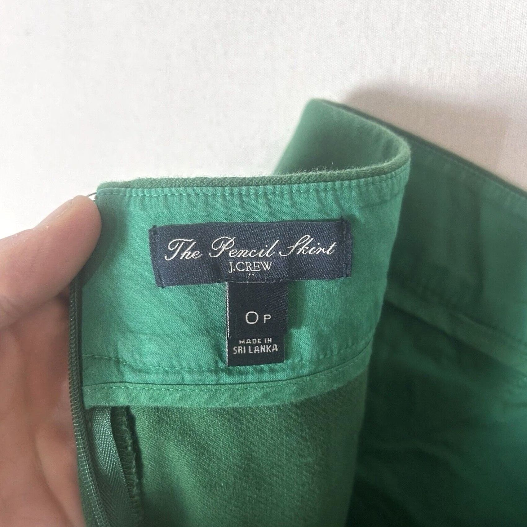 J.Crew VINTAGE J. Crew The Pencil Skirt Womens 0P Petites Green Work Professional Short Office Slit Size 25" / US 0 / IT 36 - 3 Thumbnail