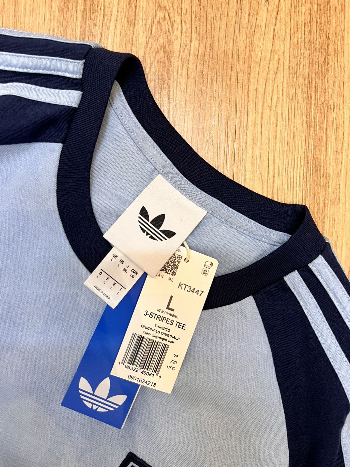 Adidas Adidas x Oasis Size US M / EU 48-50 / 2 - 6 Thumbnail