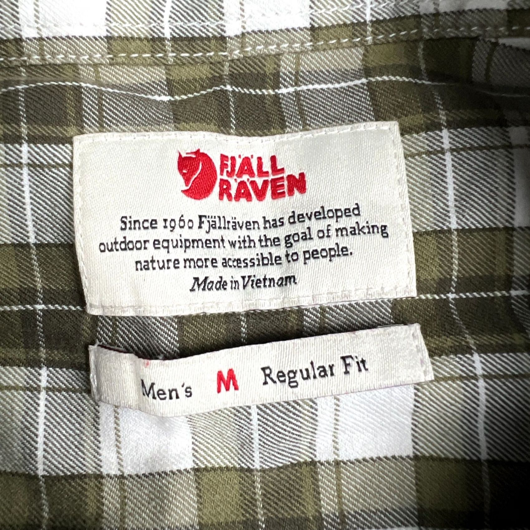 Vintage Fjallraven Sarek Shirt Mens Medium Green Plaid Hiking Short Sleeve Button Size US M / EU 48-50 / 2 - 3 Thumbnail