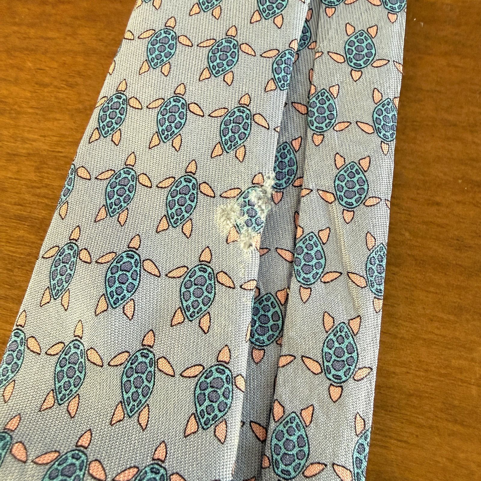 Other Vineyard Vines Men's Silk Sea Turtle Print Necktie Size ONE SIZE - 2 Thumbnail