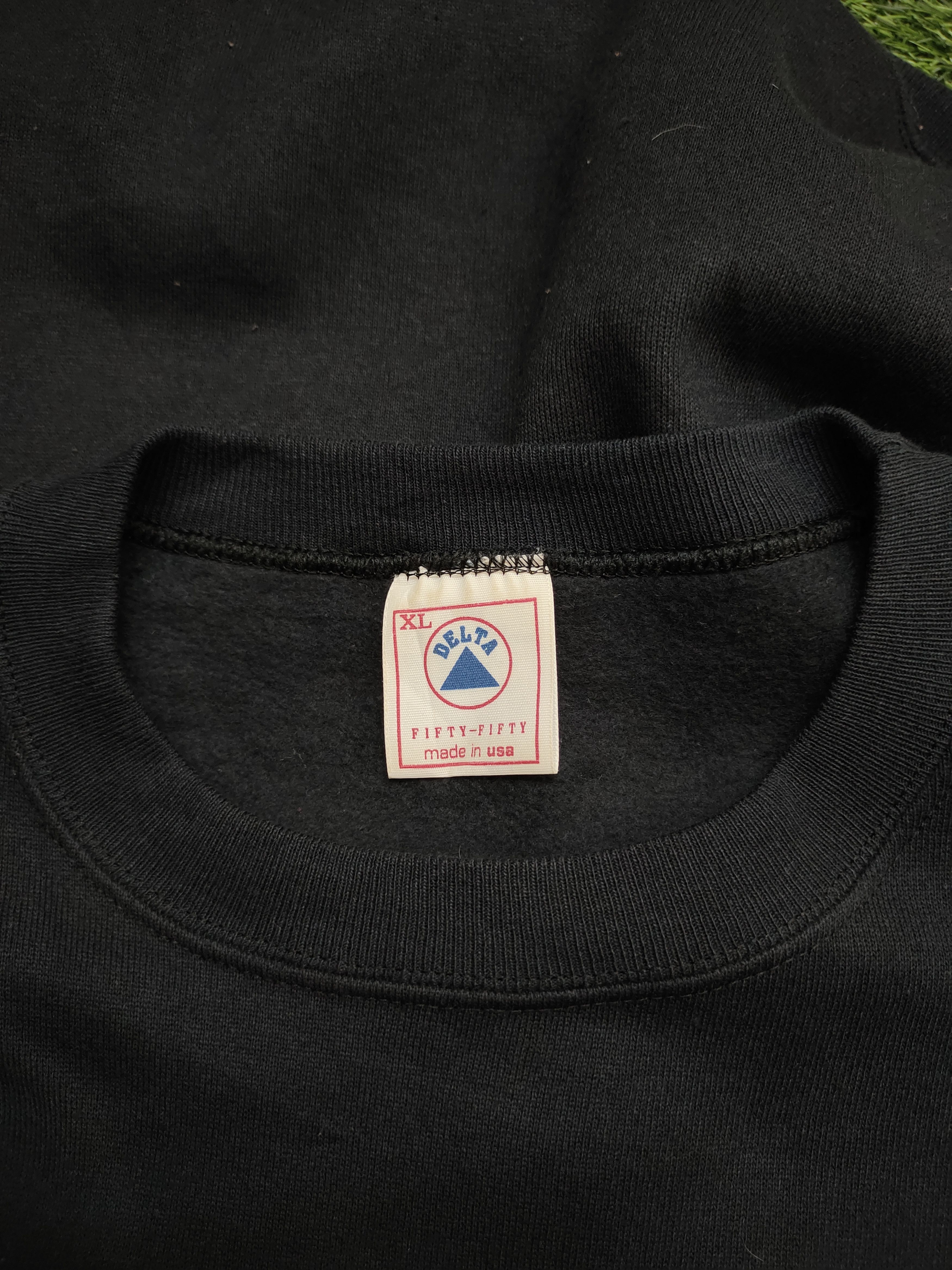 Band Tees 1993 Neil Diomand American Singer-Songwriter Sweatshirt Size US XL / EU 56 / 4 - 16 Thumbnail