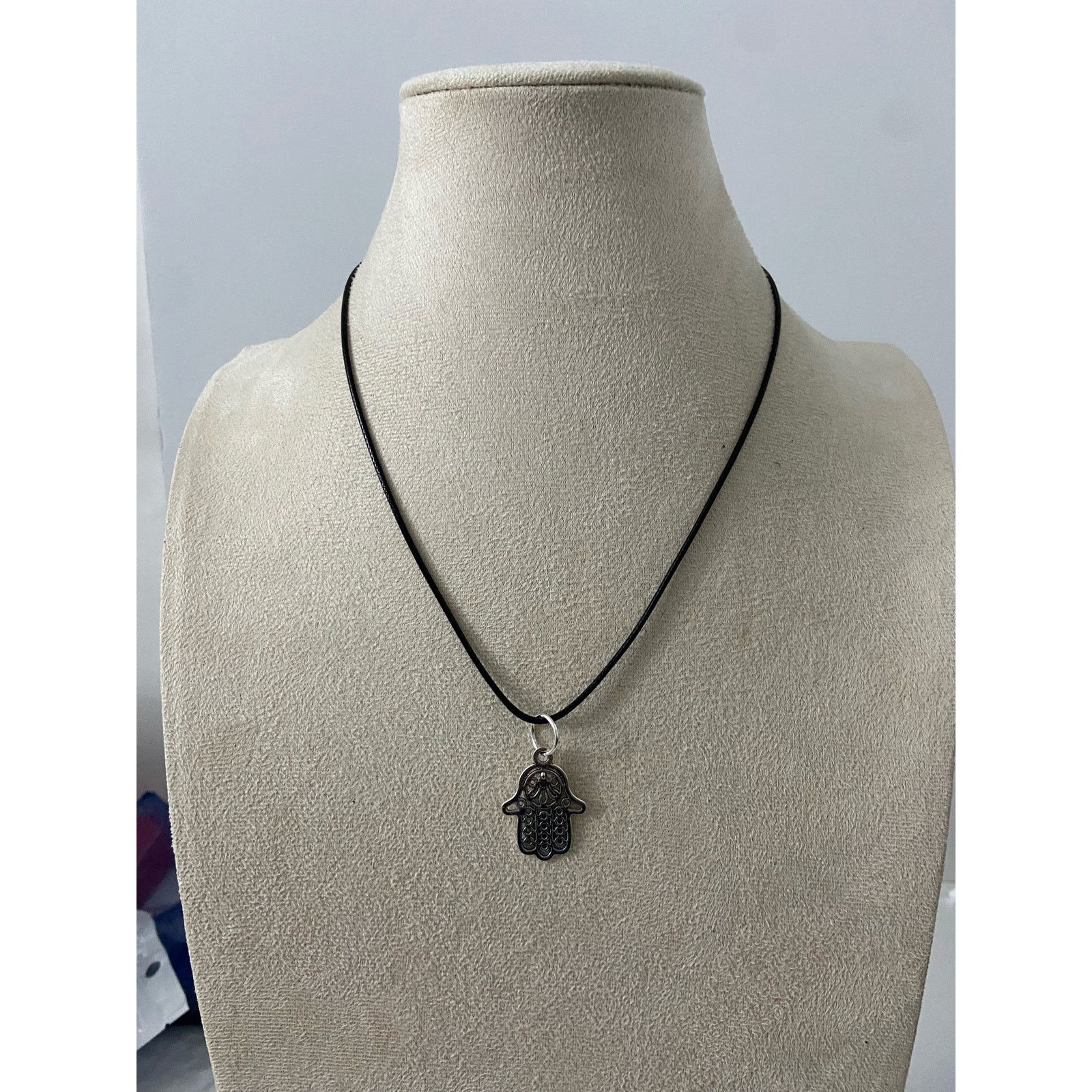 Handmade Hamsa pendant necklace silver tone Size ONE SIZE - 1 Thumbnail