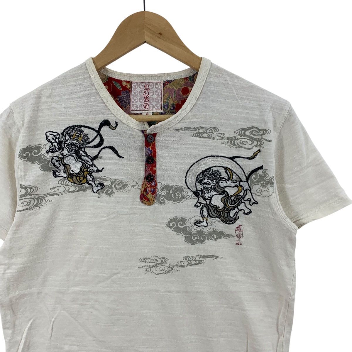 Vintage Vintage KAMAKURI FUJIN RAIJIN Japan Tradition Dragon Tee Size S / US 4 / IT 40 - 6 Thumbnail