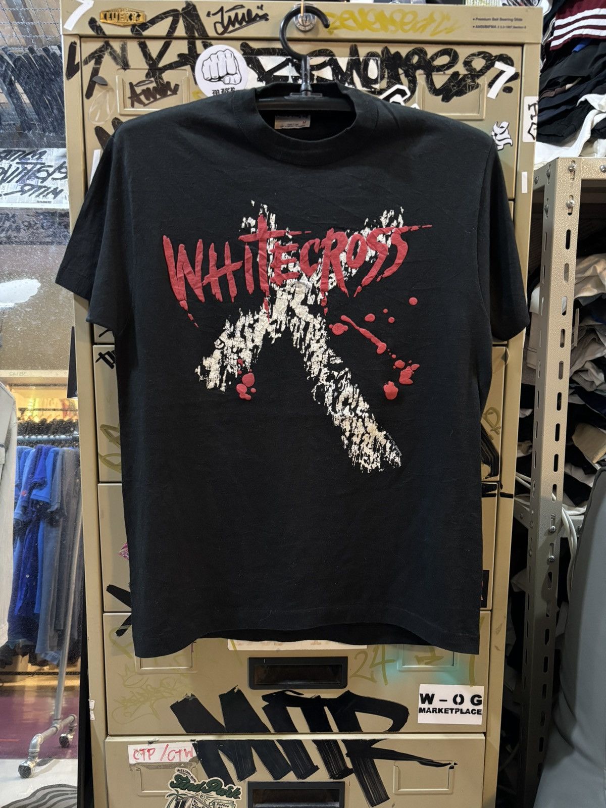 Other White cross vintage tee Size US M / EU 48-50 / 2 - 1 Thumbnail