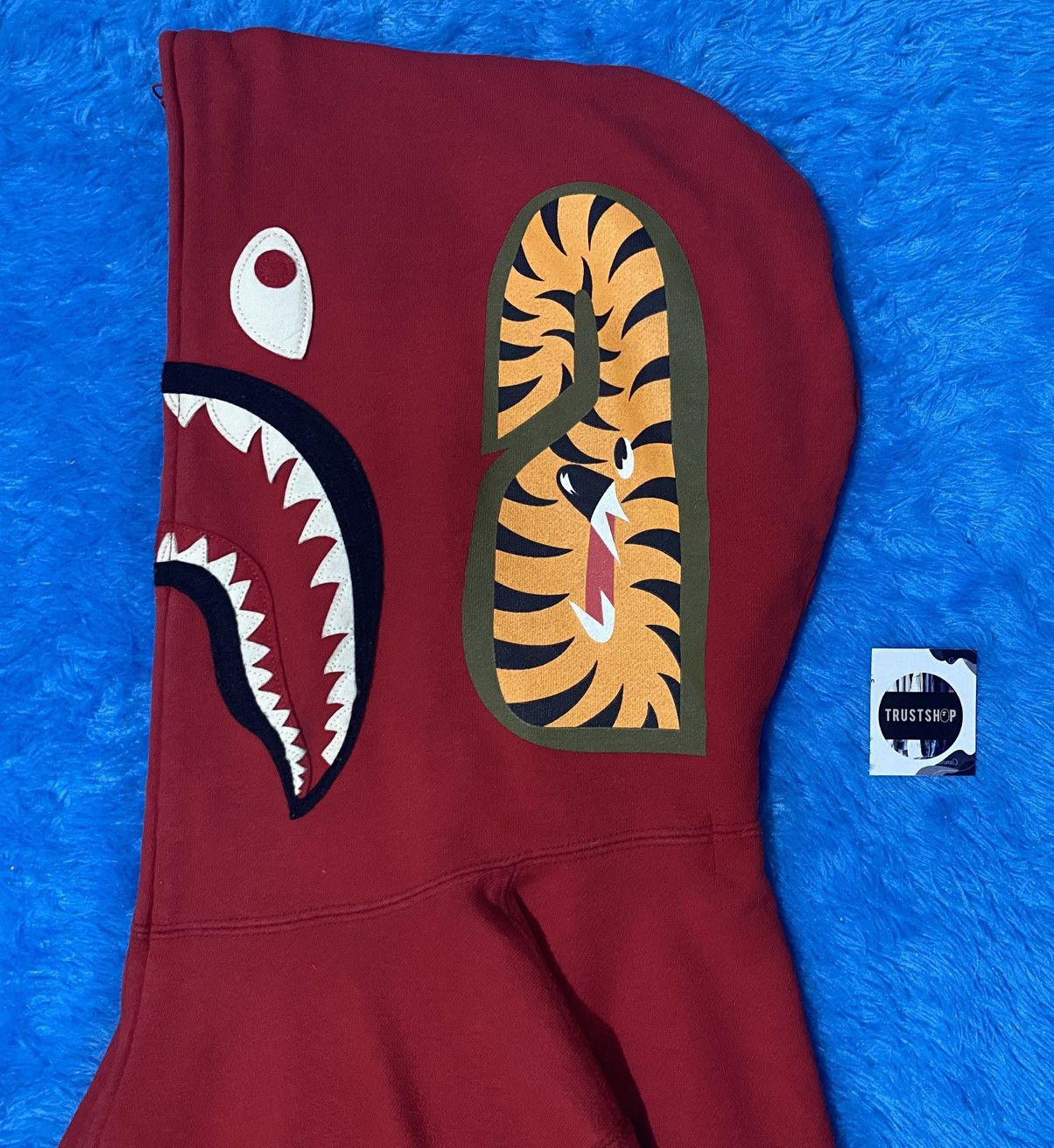 Bape Bape Shark Fullzip Hoodie Red glow in the dark Size US L / EU 52-54 / 3 - 5 Thumbnail