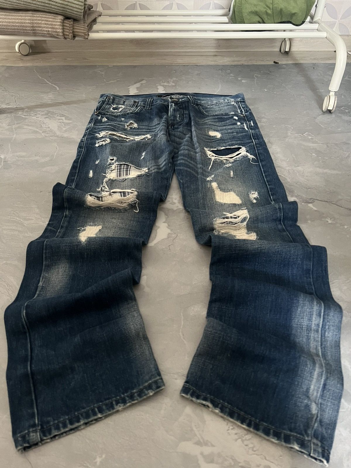 Shredded Faded Streetwear / Slim Relax Y2K Undercover Style