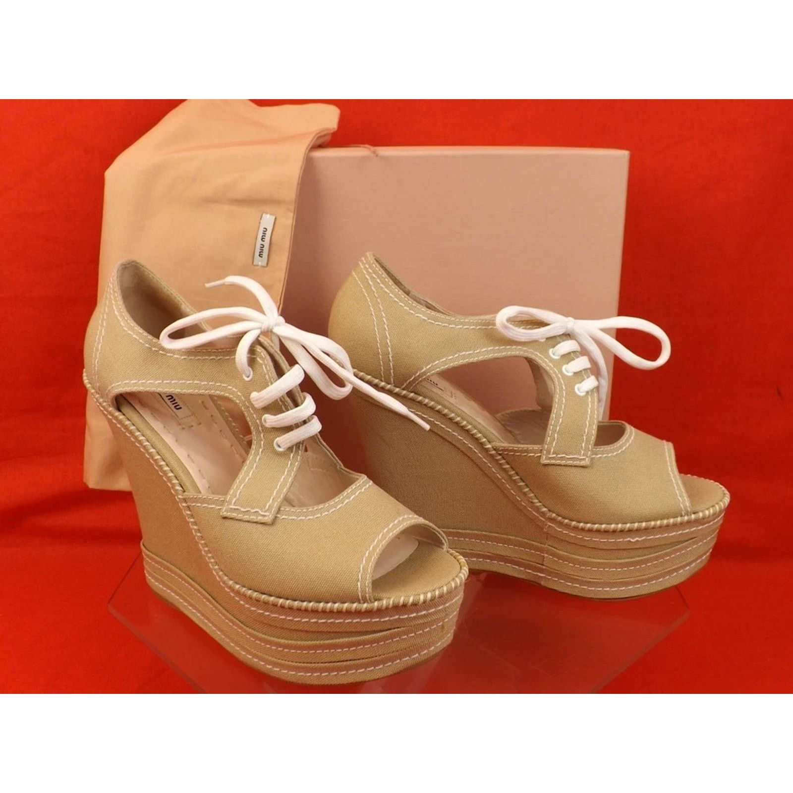 Miu Miu NIB MIU MIU PRADA 5KZ006 BEIGE CANVAS LACE WEDGE PUMPS 40.5 Size US 10.5 / IT 40.5 - 6 Thumbnail