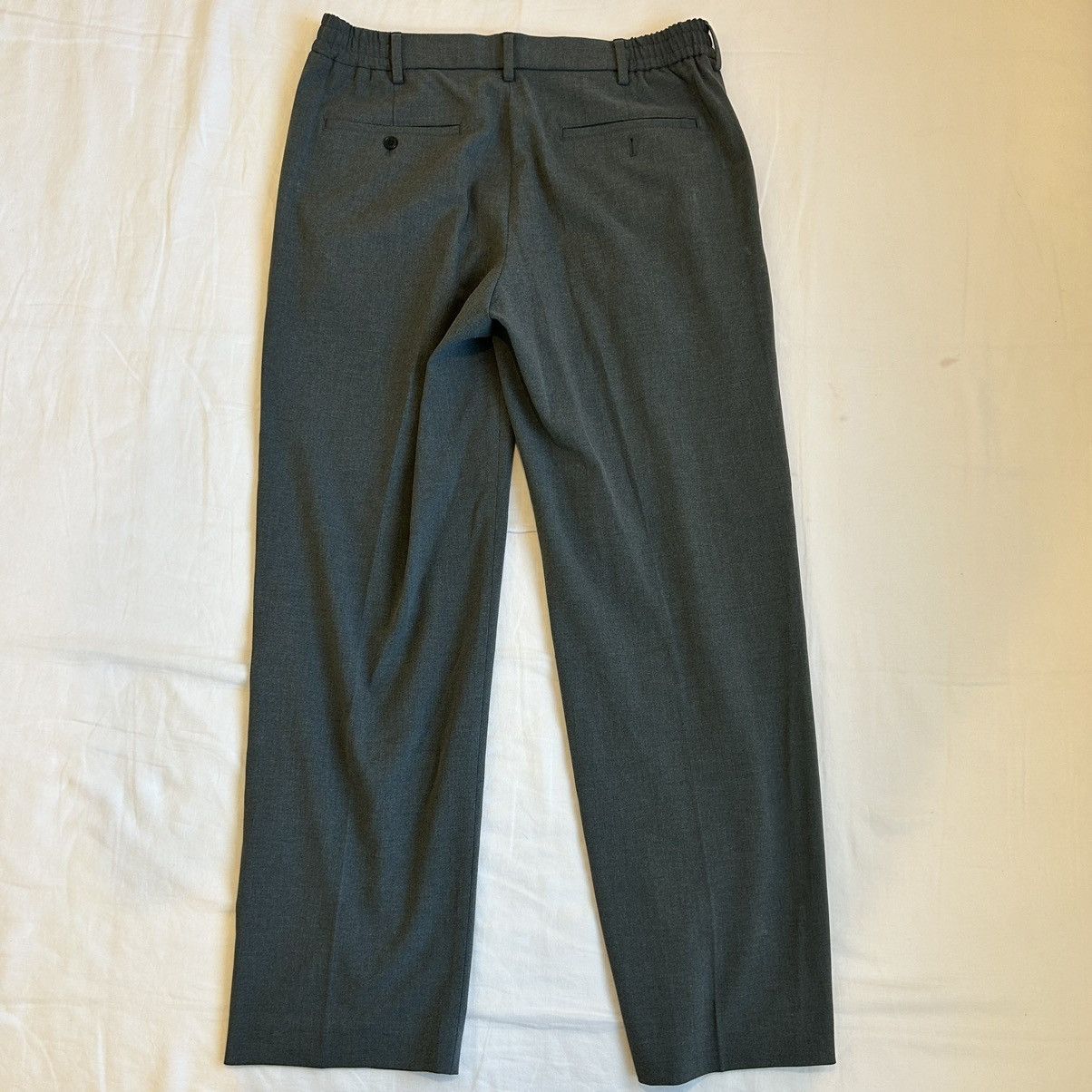 Uniqlo Uniqlo Pleated Wide Pants Size US 34 / EU 50 - 3 Thumbnail