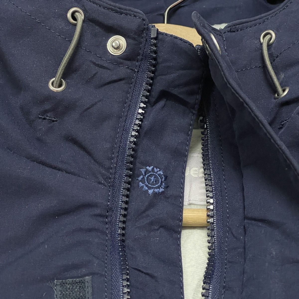 Ellesse Vintage Ellesse Sunflower Unisex Gorpcore Ski Wear Jacket Size L / US 10 / IT 46 - 11 Thumbnail