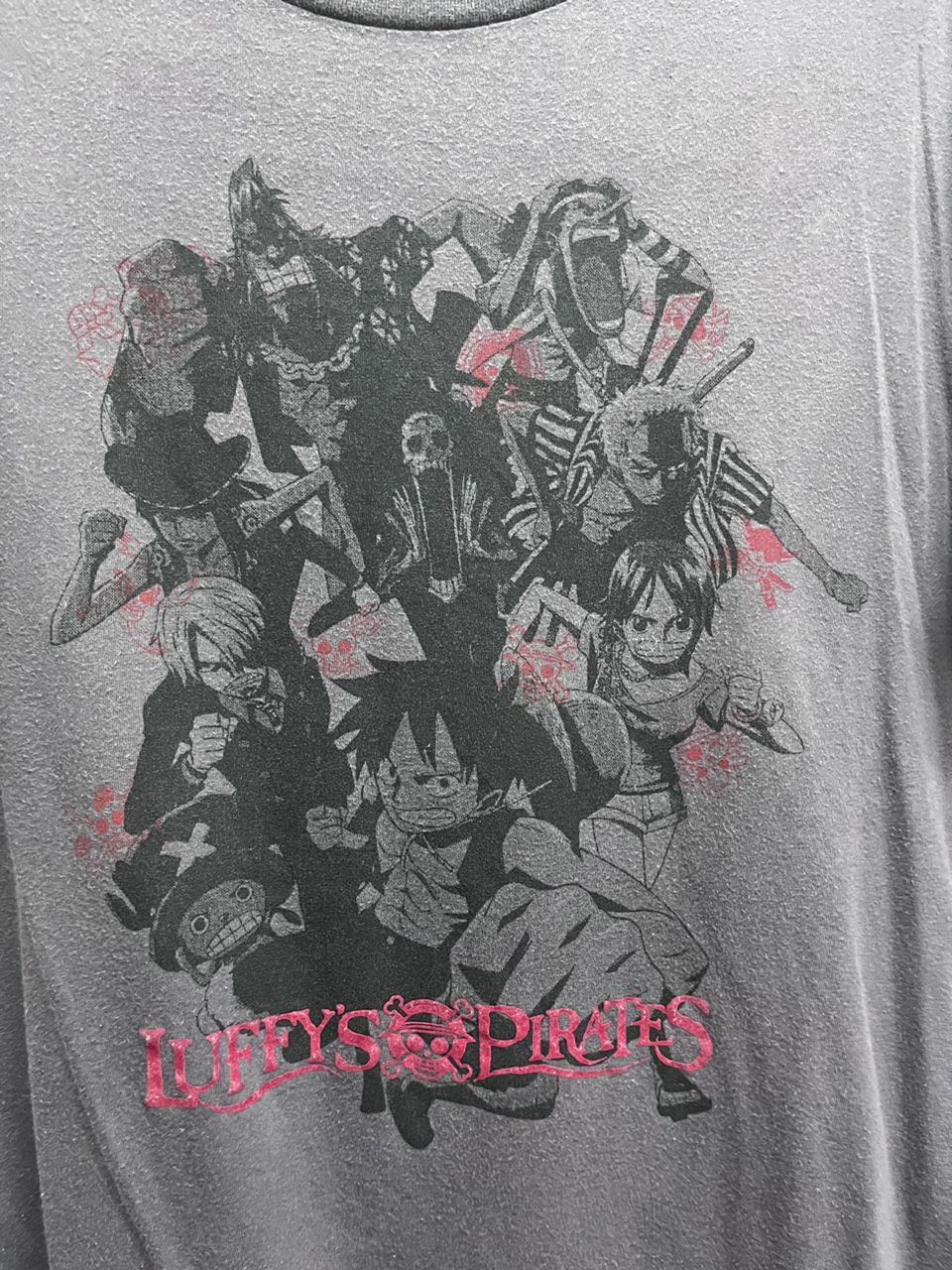 Anime × One Piece × Uniqlo Vintage One Piece japanese Anime Luffy T Shirt Size US XL / EU 56 / 4 - 3 Thumbnail