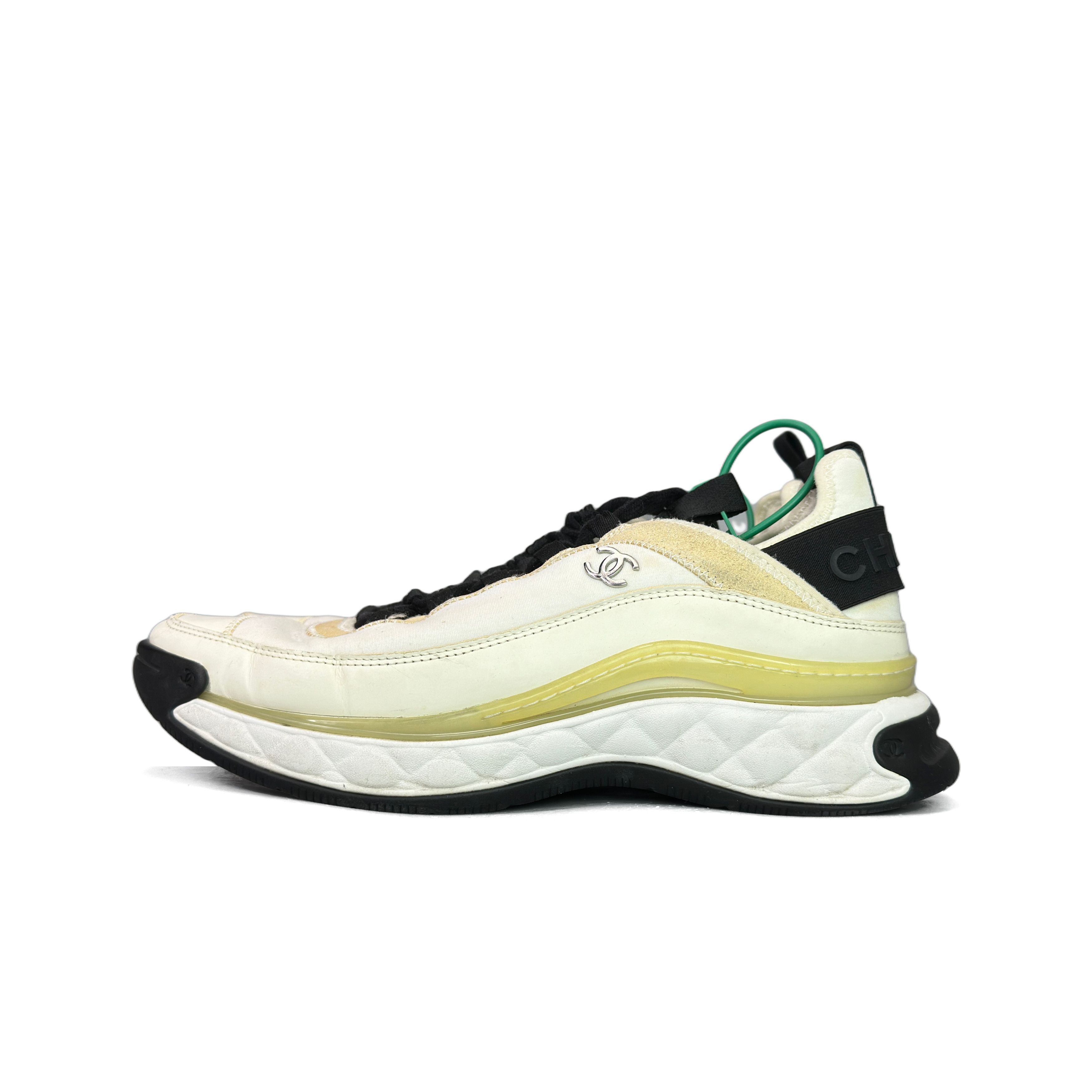Chanel CHANEL CC Logo Low-Top Sneakers Size 41 Size US 11 / IT 41 - 1 Thumbnail