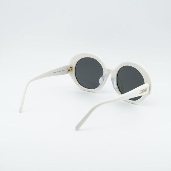 Loewe Loewe LW40135F 25A Sunglasses White Round Frame, Grey Lenses Size ONE SIZE - 4 Thumbnail