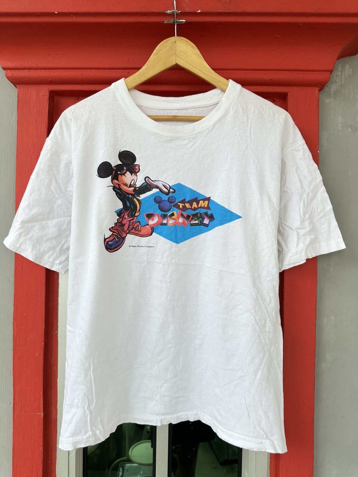 Disney Vintage 90s Mickey Mouse Team Disney Tee Size US M / EU 48-50 / 2 - 1 Thumbnail