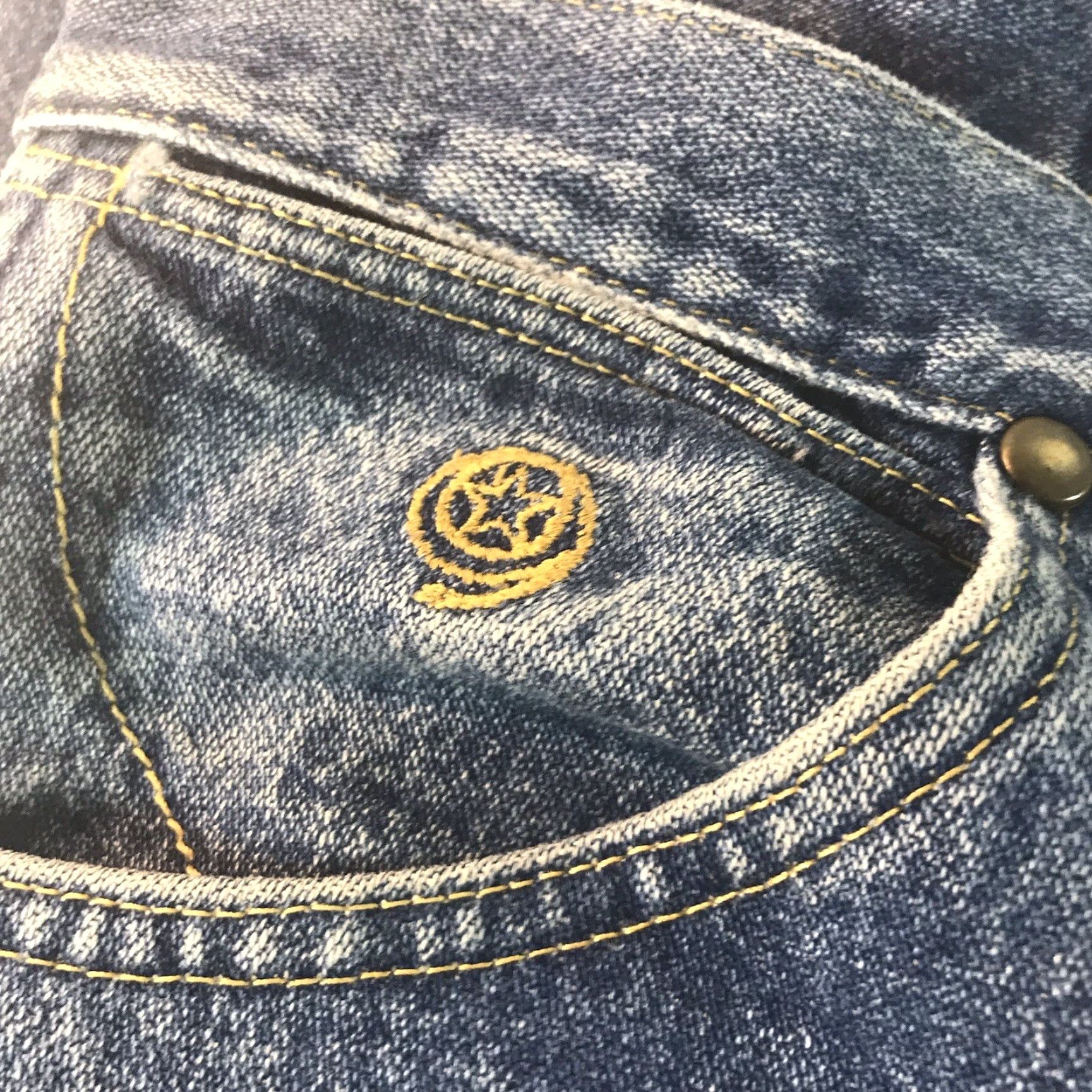 Wrangler VINTAGE Wrangler George Strait Cowboy Jeans Men 35X32 Brown Patch Straight Fit Denim Mexico Size US 35 - 5 Thumbnail