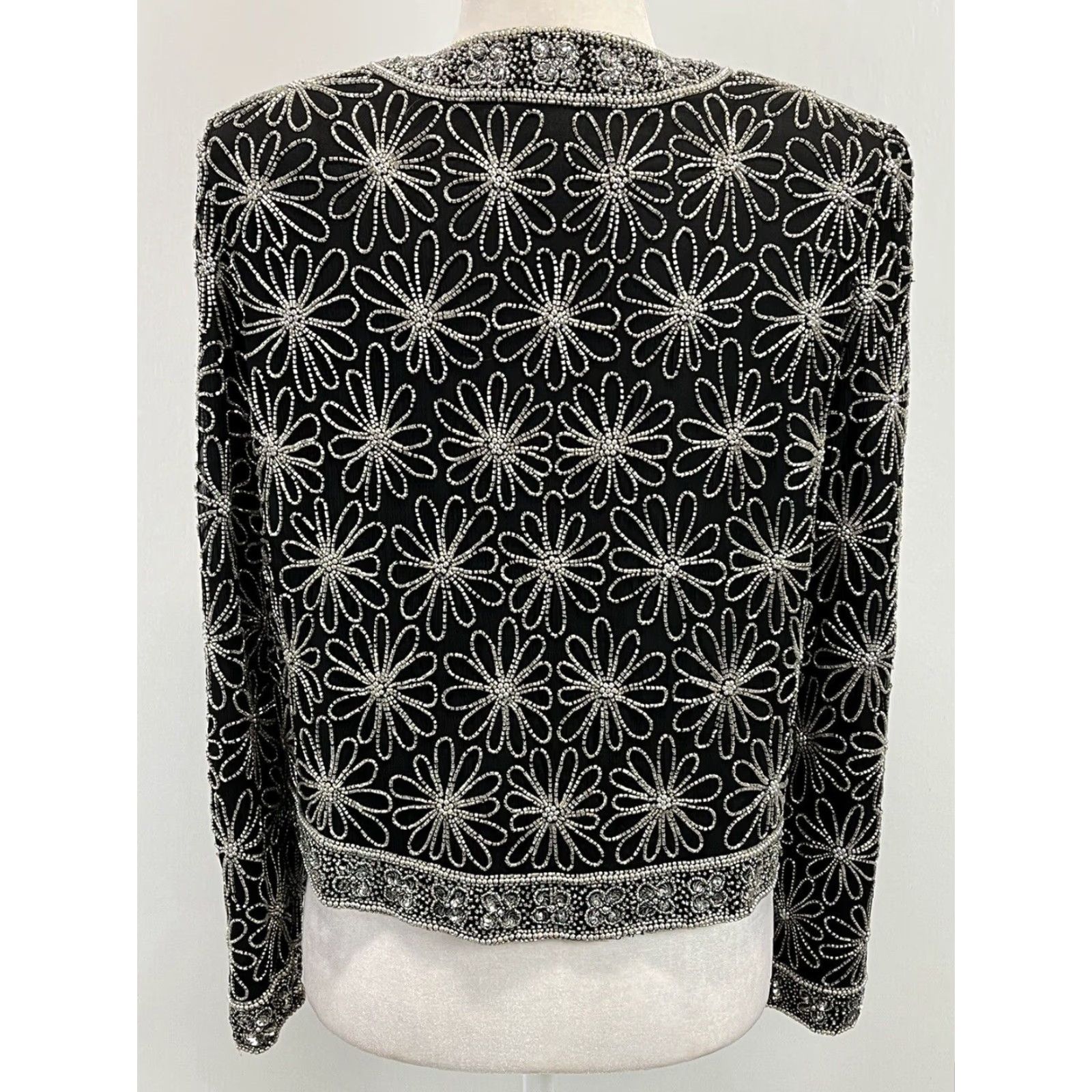 Vintage VINTAGE Scala Beaded Silk Jacket Womens Black Formal Evening 1980s Flower Pattern M Size M / US 6-8 / IT 42-44 - 3 Thumbnail