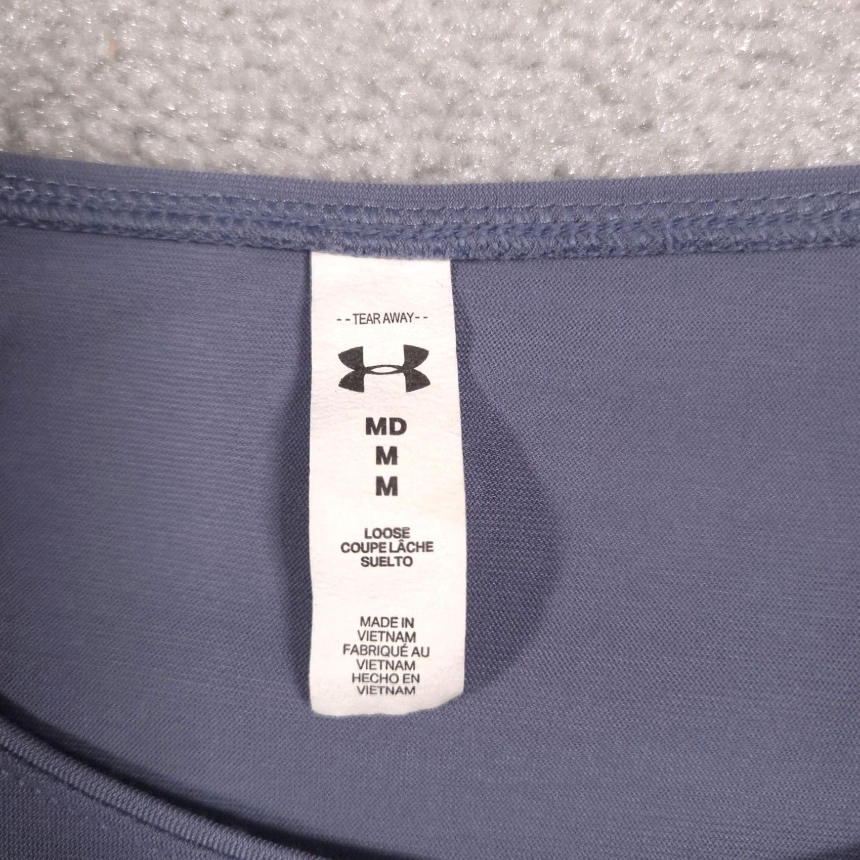 Under Armour Under Armour Shirt Womens Medium Blue Long Sleeve Open Back Keyhole Athletic Top Size M / US 6-8 / IT 42-44 - 4 Thumbnail