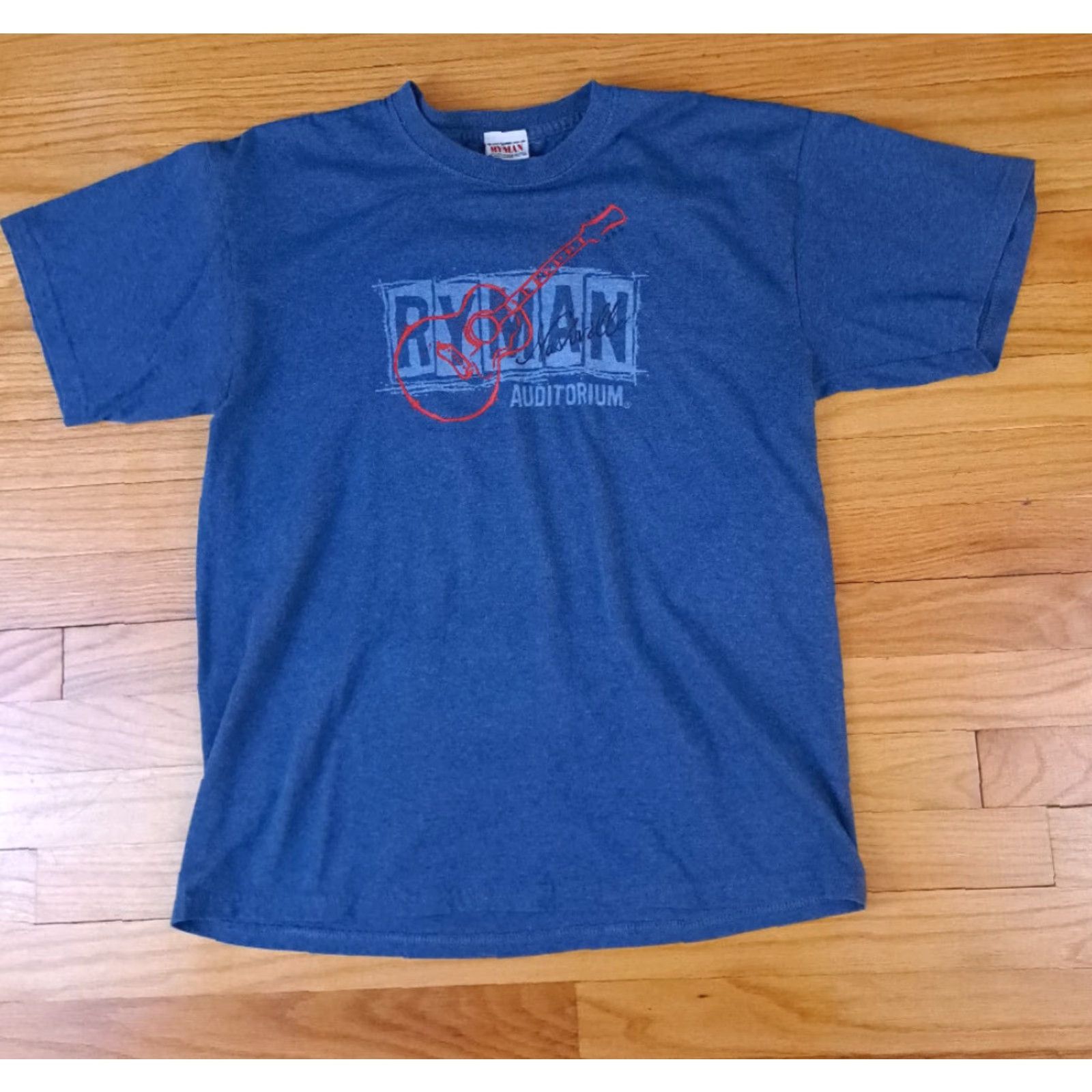 Vintage VINTAGE Ryman Auditorium Nashville T-Shirt Navy L Unisex Adults Short Sleeve Blues Music 21in pit to pit 25in long Medium Fit Regular Size L Boyos? Size US L / EU 52-54 / 3 - 4 Thumbnail