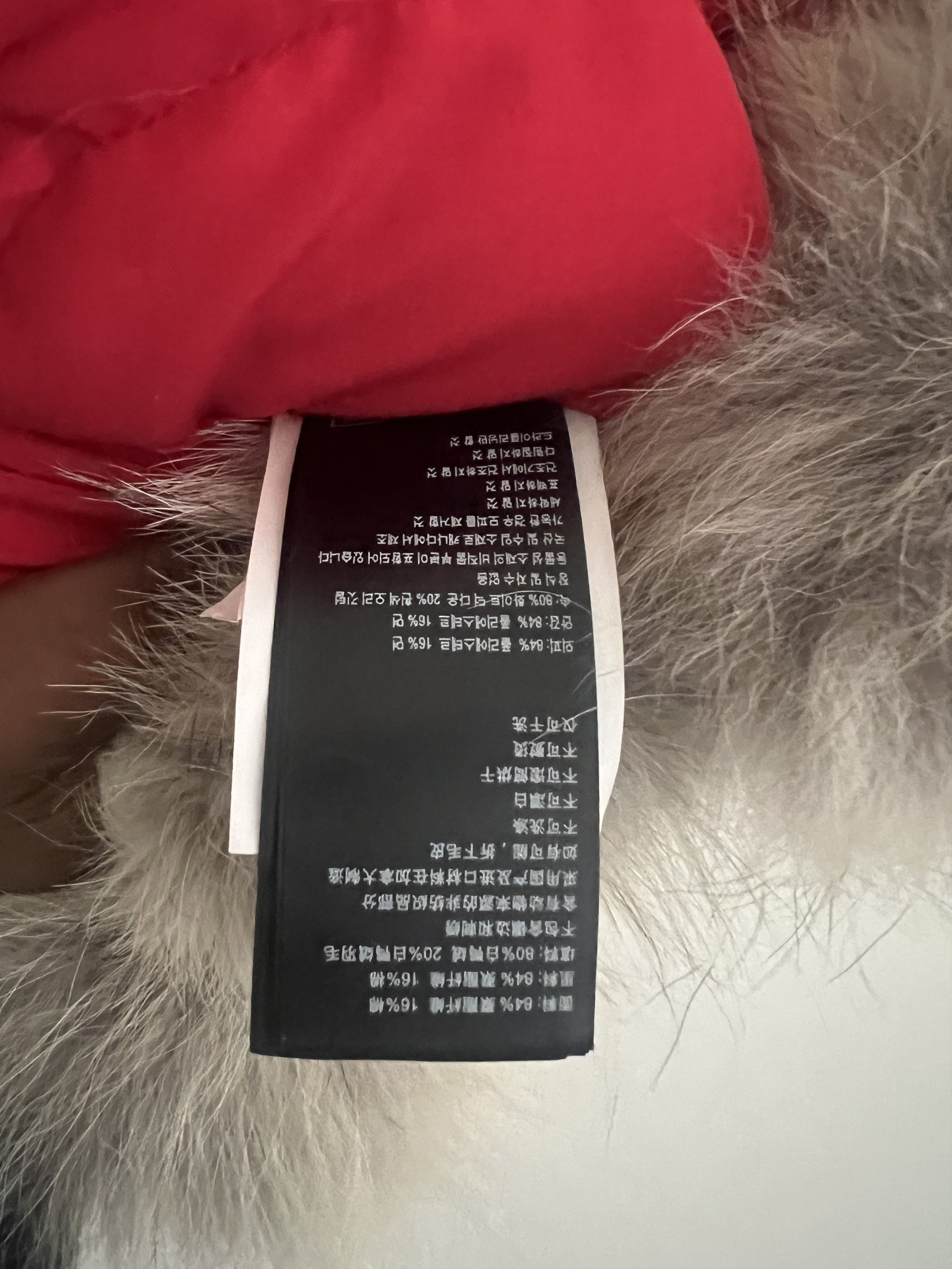 Canada Goose Canada goose fur hat size (L/XL) Size ONE SIZE - 7 Thumbnail