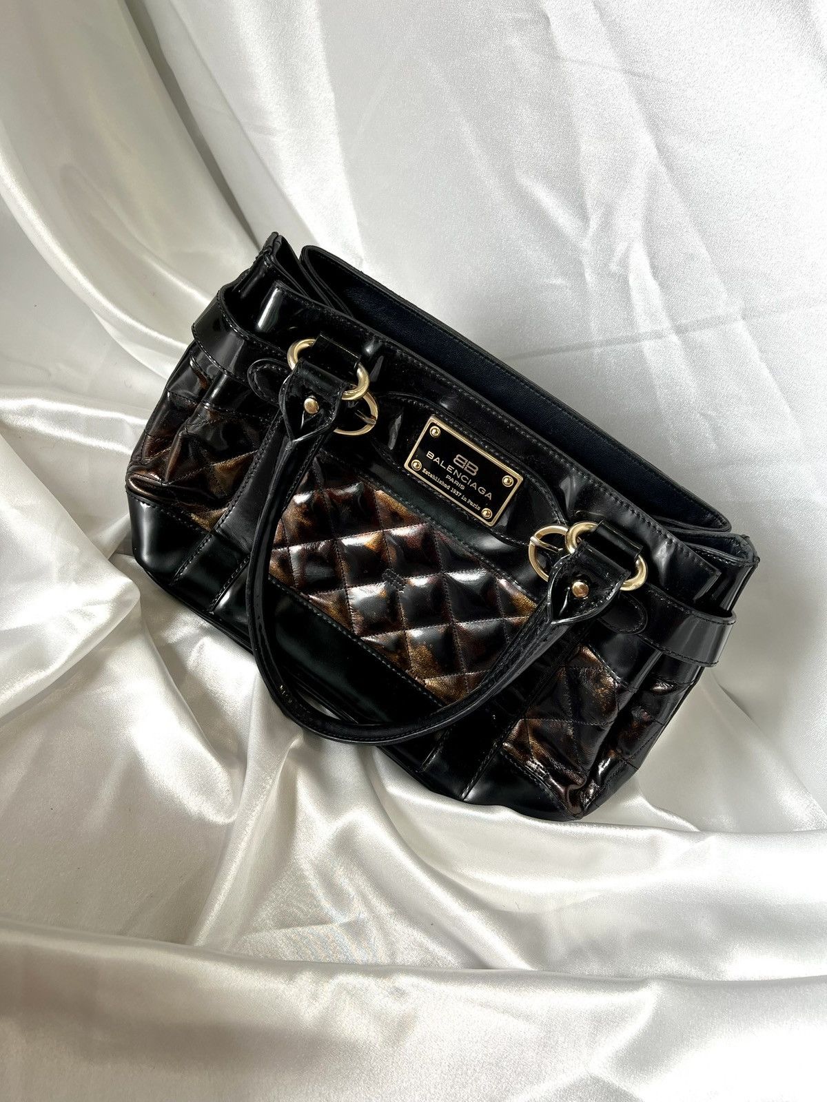 Balenciaga Balenciaga Quilted Patent Leather Tote – Black Size ONE SIZE - 10 Thumbnail