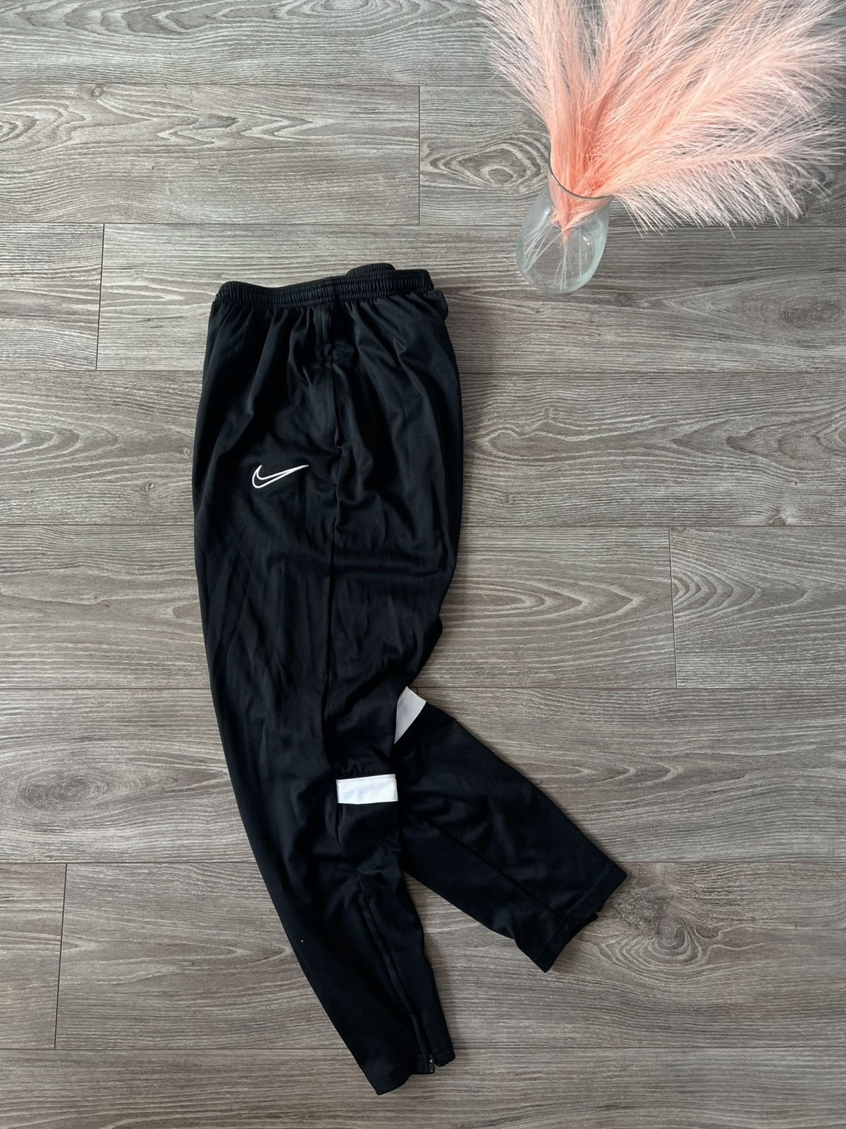 Nike ‼️Nike Classic New Collection Knit Logo Swoosh Joggers‼️ Size US 36 / EU 52 - 1 Thumbnail