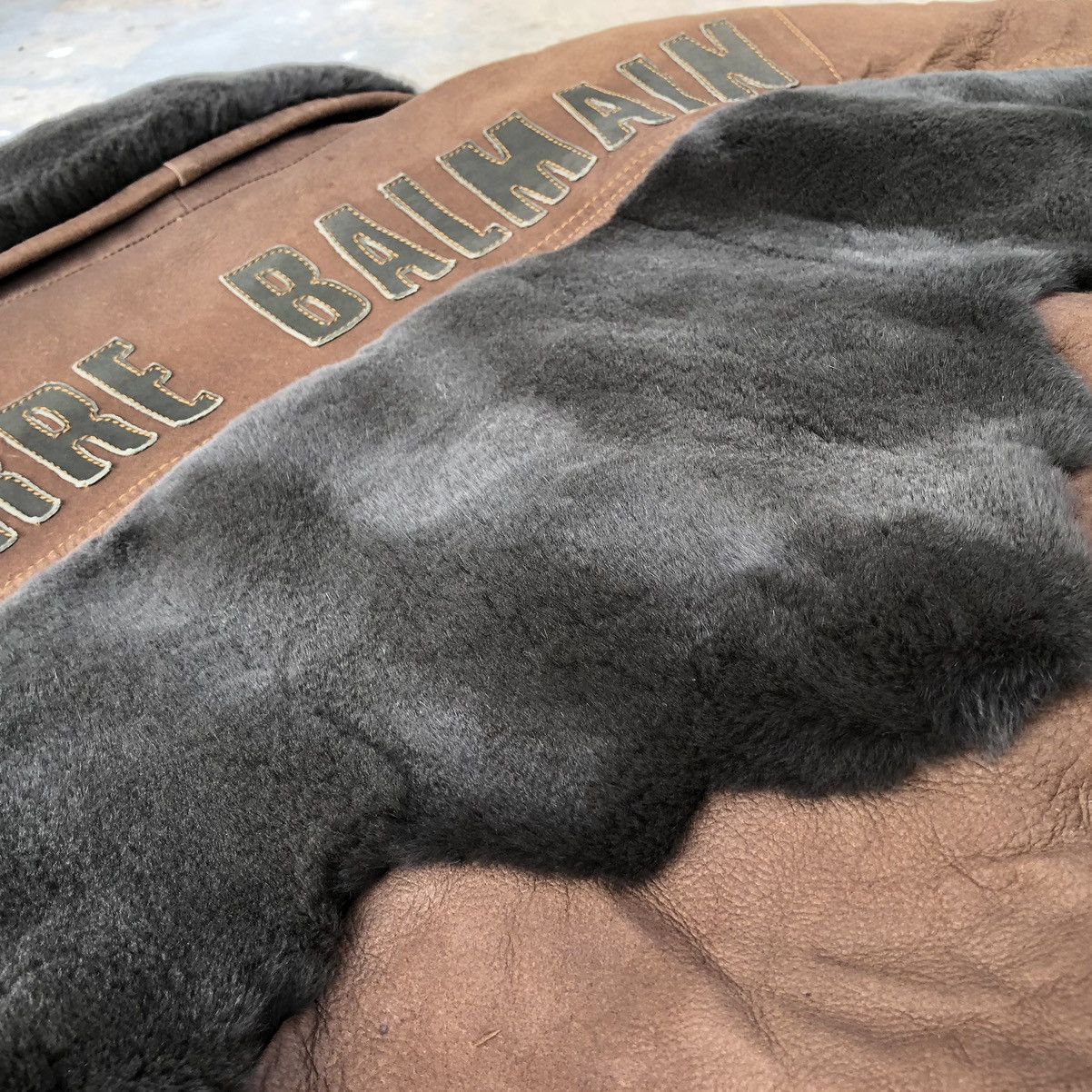 Pierre Balmain VTG Pierre Balmain Paris Leather Fur Collar Bomber Jacket Size US L / EU 52-54 / 3 - 10 Thumbnail