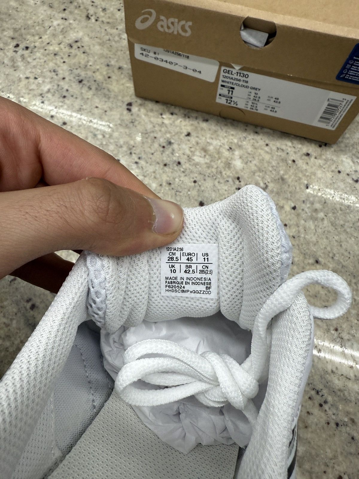 Asics Asic White/Cloud Grey 1130s Size US 11 / EU 44 - 6 Thumbnail