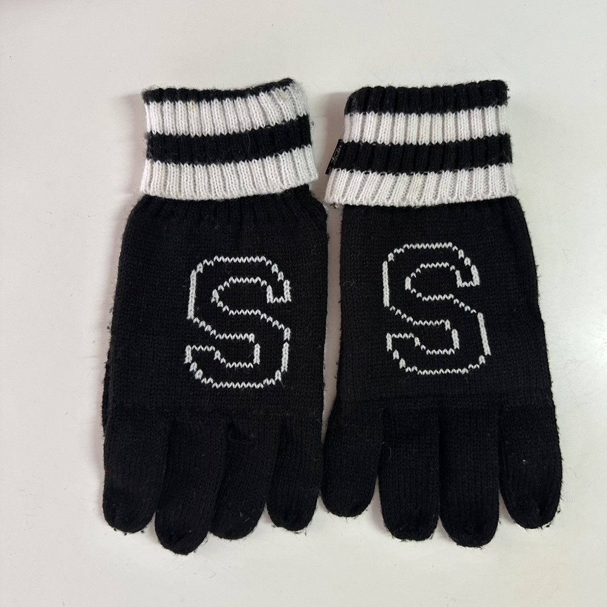 Stussy Vintage Rare Stussy Knit Gloves Size ONE SIZE - 2 Thumbnail