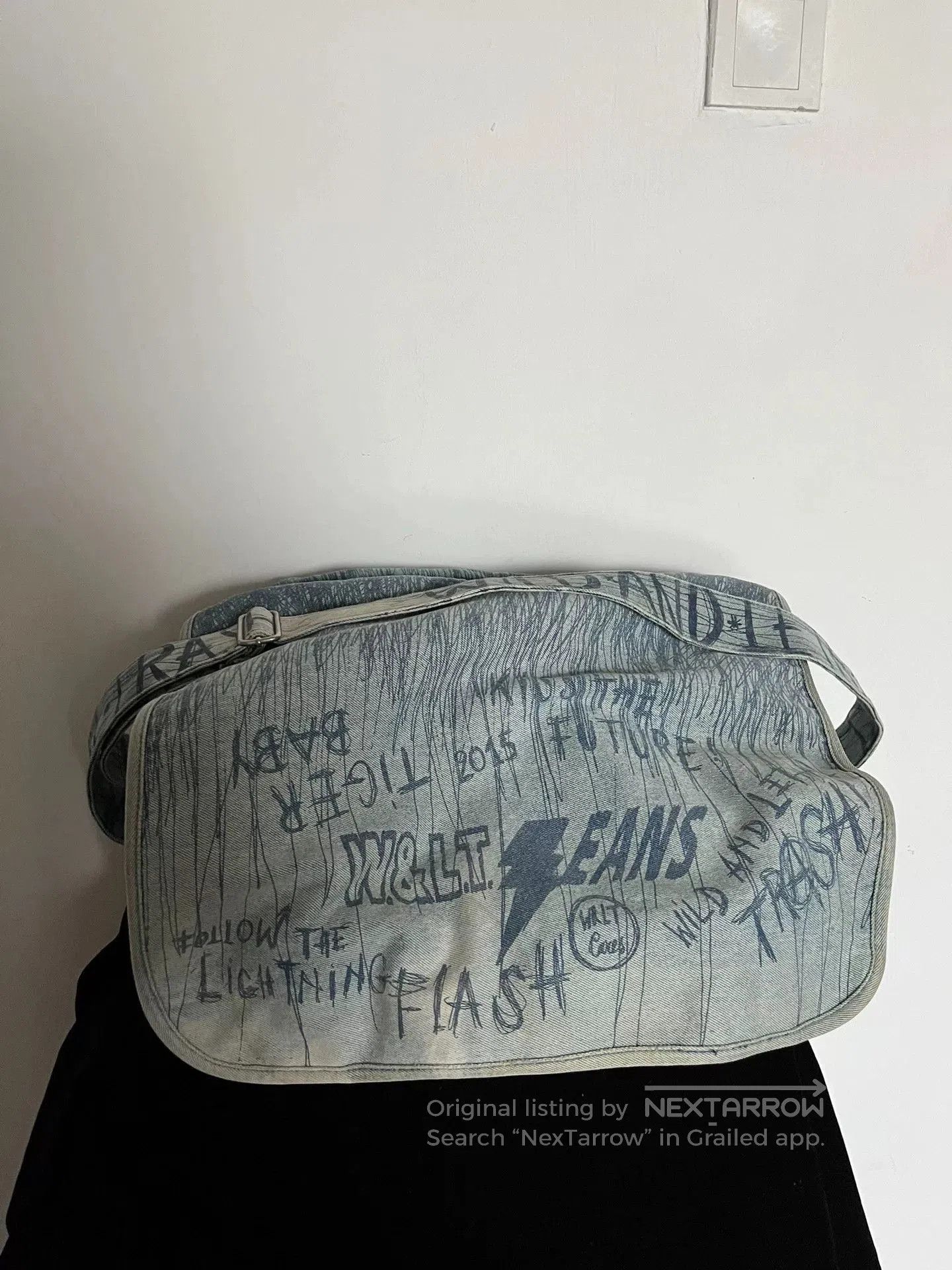 Walter Van Beirendonck Walter Van Beirendonck Graffiti Crossbody Bag. Size ONE SIZE - 4 Thumbnail